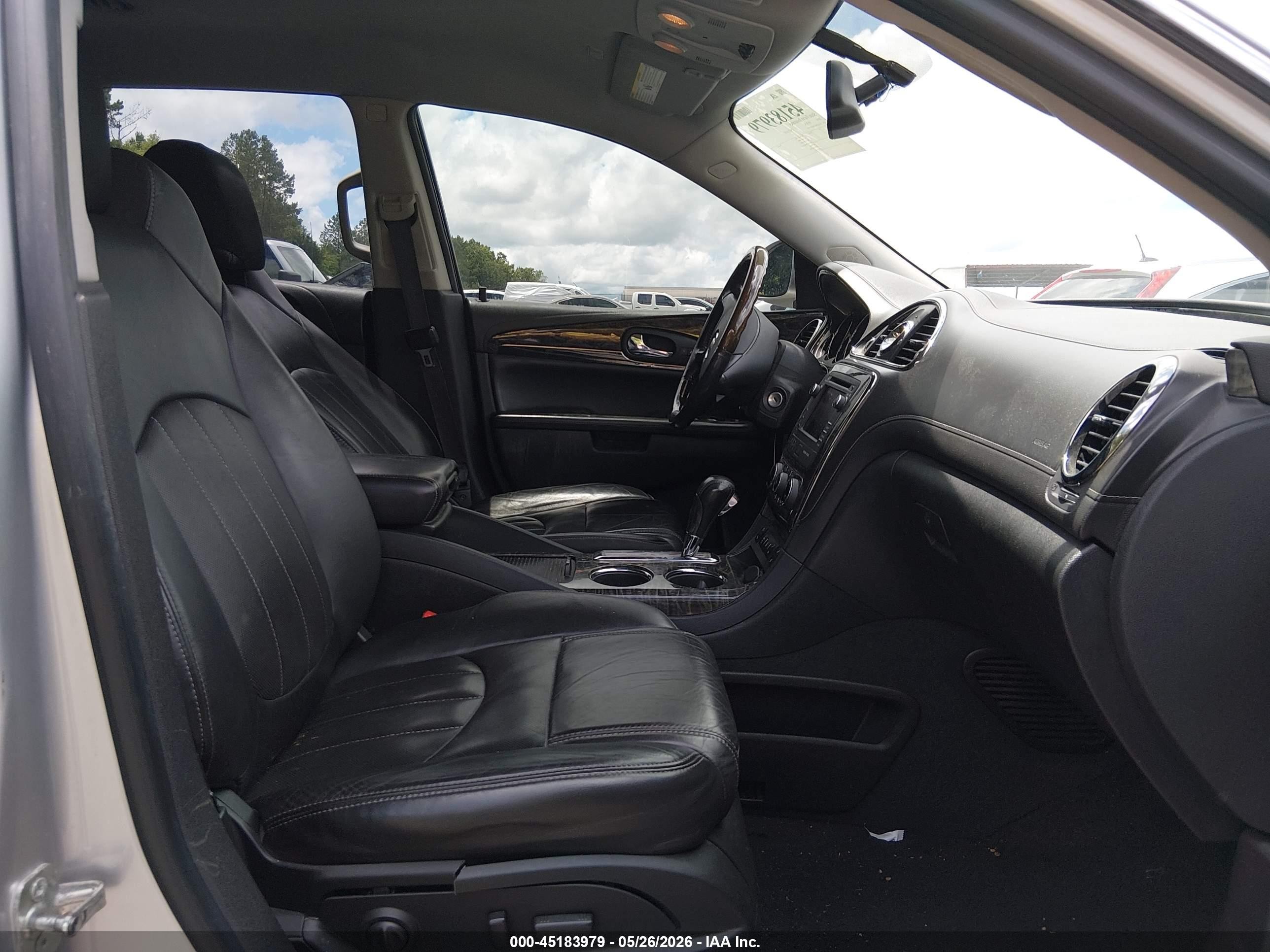 2014 Buick Enclave Leather Silver vin: 5GAKRBKD8EJ117791