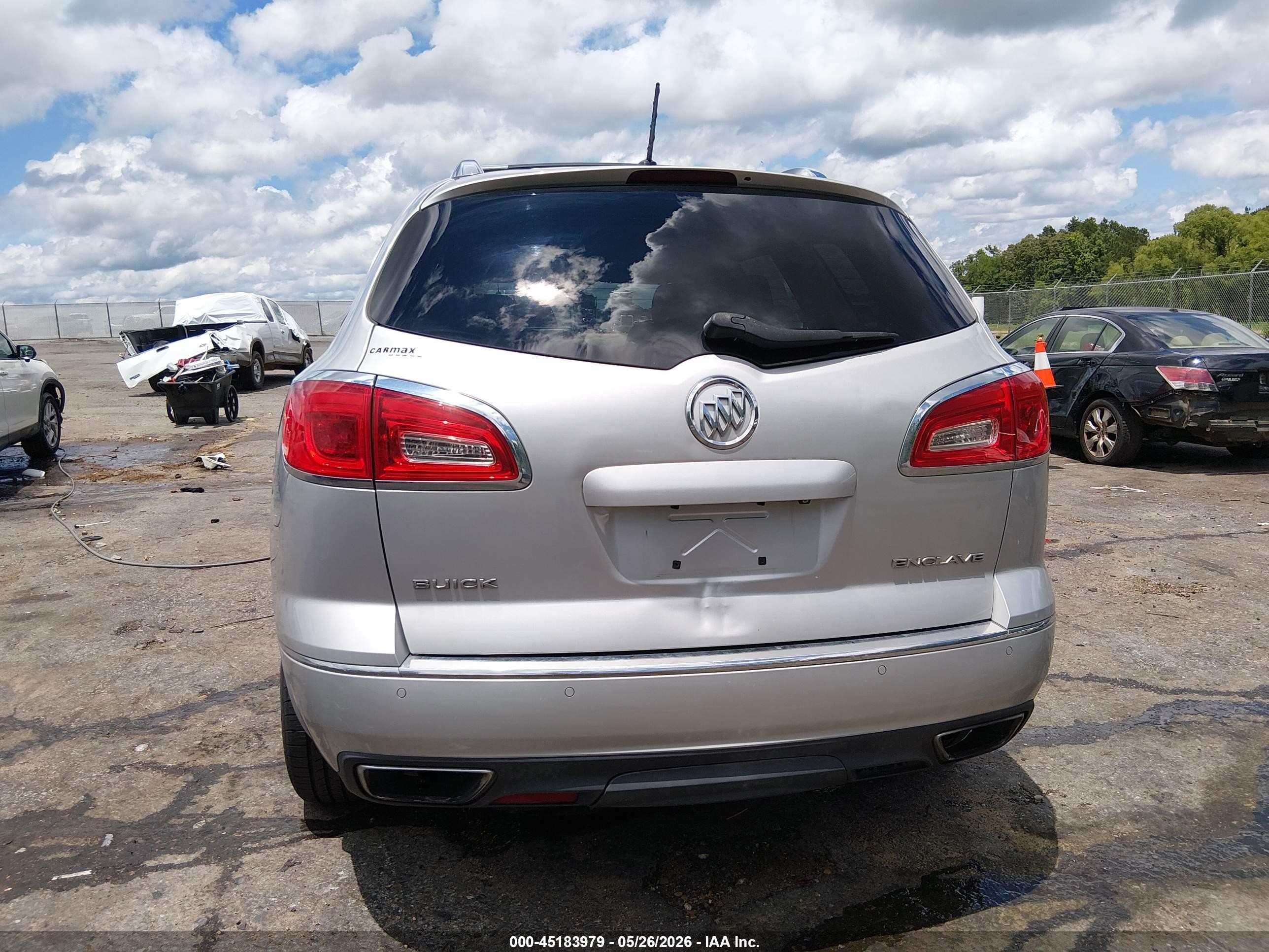 2014 Buick Enclave Leather Silver vin: 5GAKRBKD8EJ117791