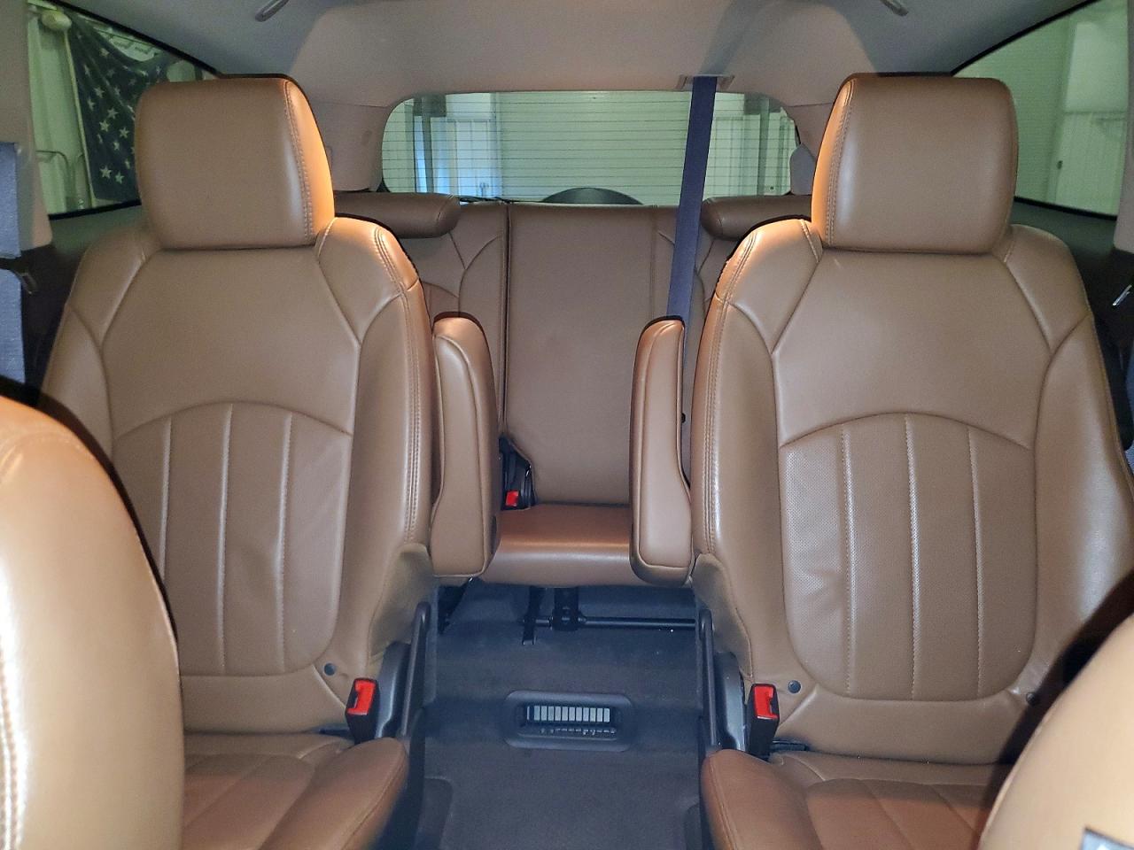 2014 Buick Enclave Cream vin: 5GAKRBKD8EJ192684