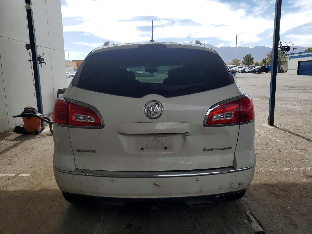2015 Buick Enclave White vin: 5GAKRBKD8FJ256966
