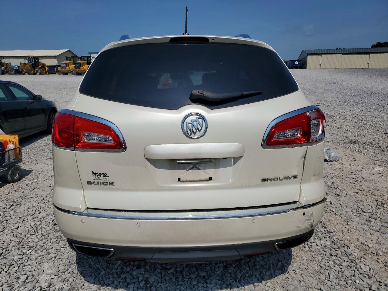 2015 Buick Enclave Cream vin: 5GAKRBKD8FJ266025