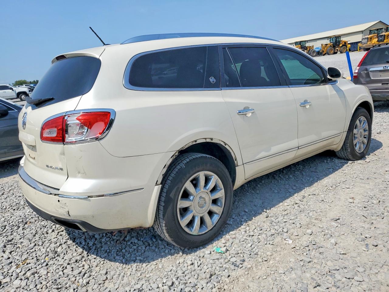 2015 Buick Enclave Cream vin: 5GAKRBKD8FJ266025