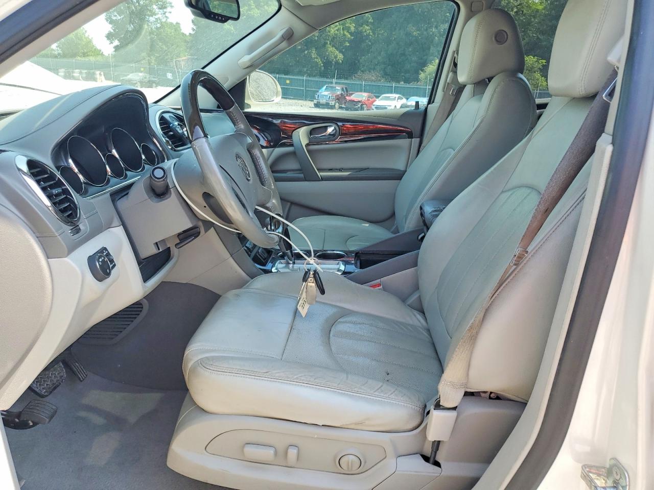 2015 Buick Enclave Cream vin: 5GAKRBKD8FJ266025