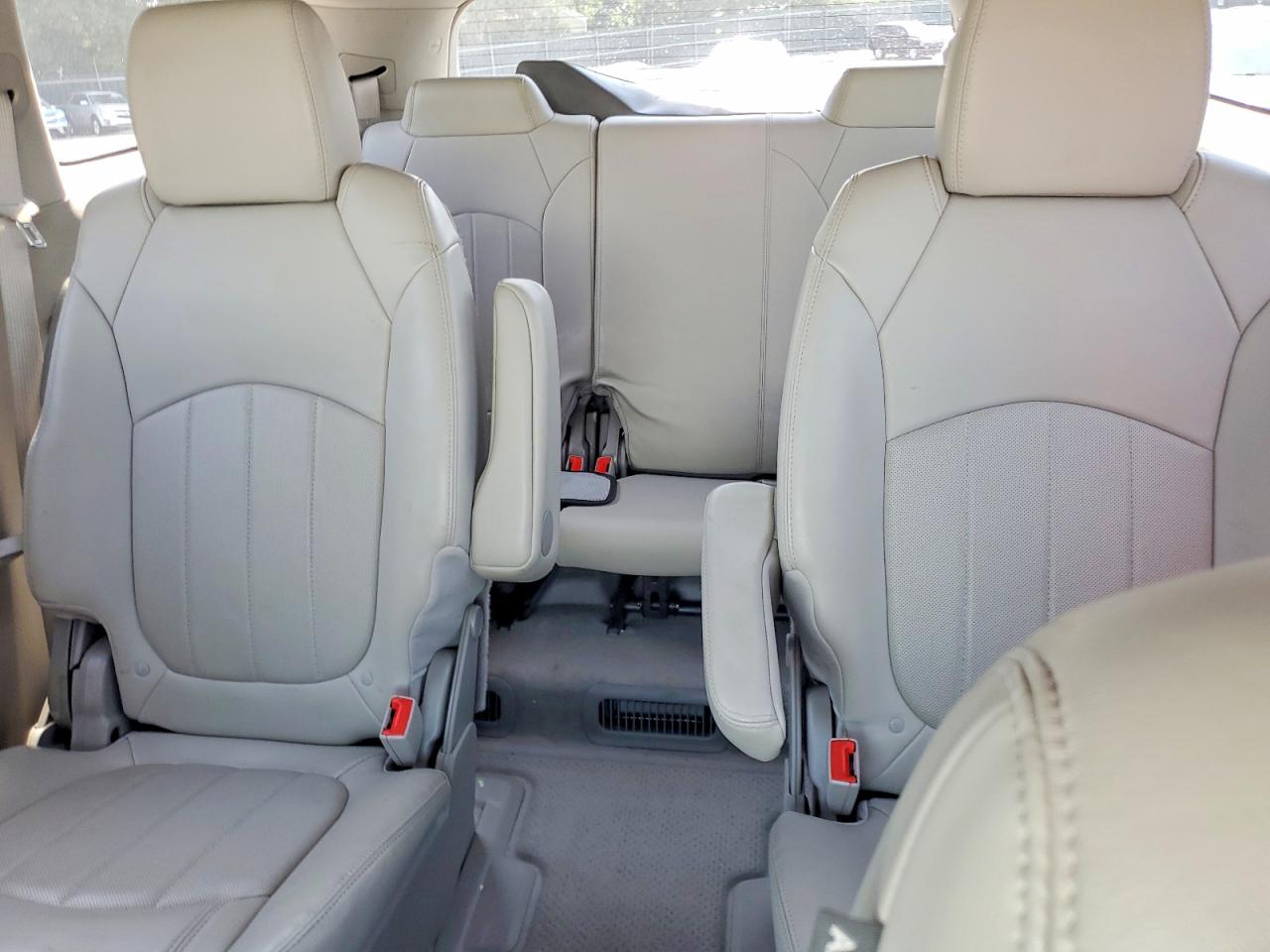 2015 Buick Enclave Cream vin: 5GAKRBKD8FJ266025