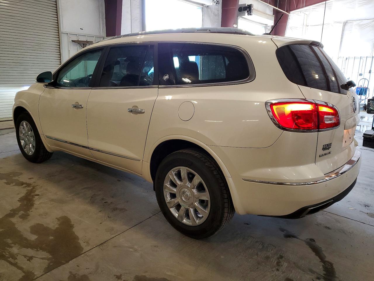 2015 Buick Enclave White vin: 5GAKRBKD8FJ276585