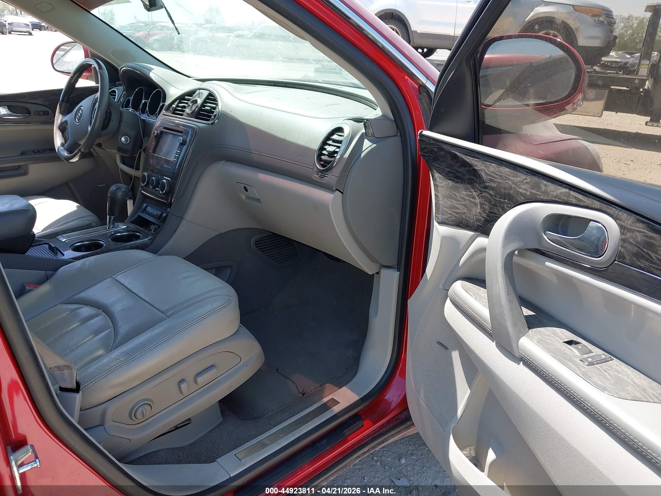 2014 Buick Enclave Leather Maroon vin: 5GAKRBKD9EJ125270