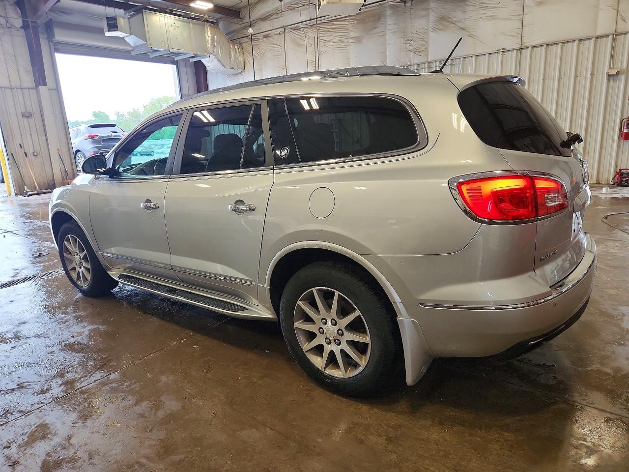 2015 Buick Enclave Silver vin: 5GAKRBKD9FJ165074