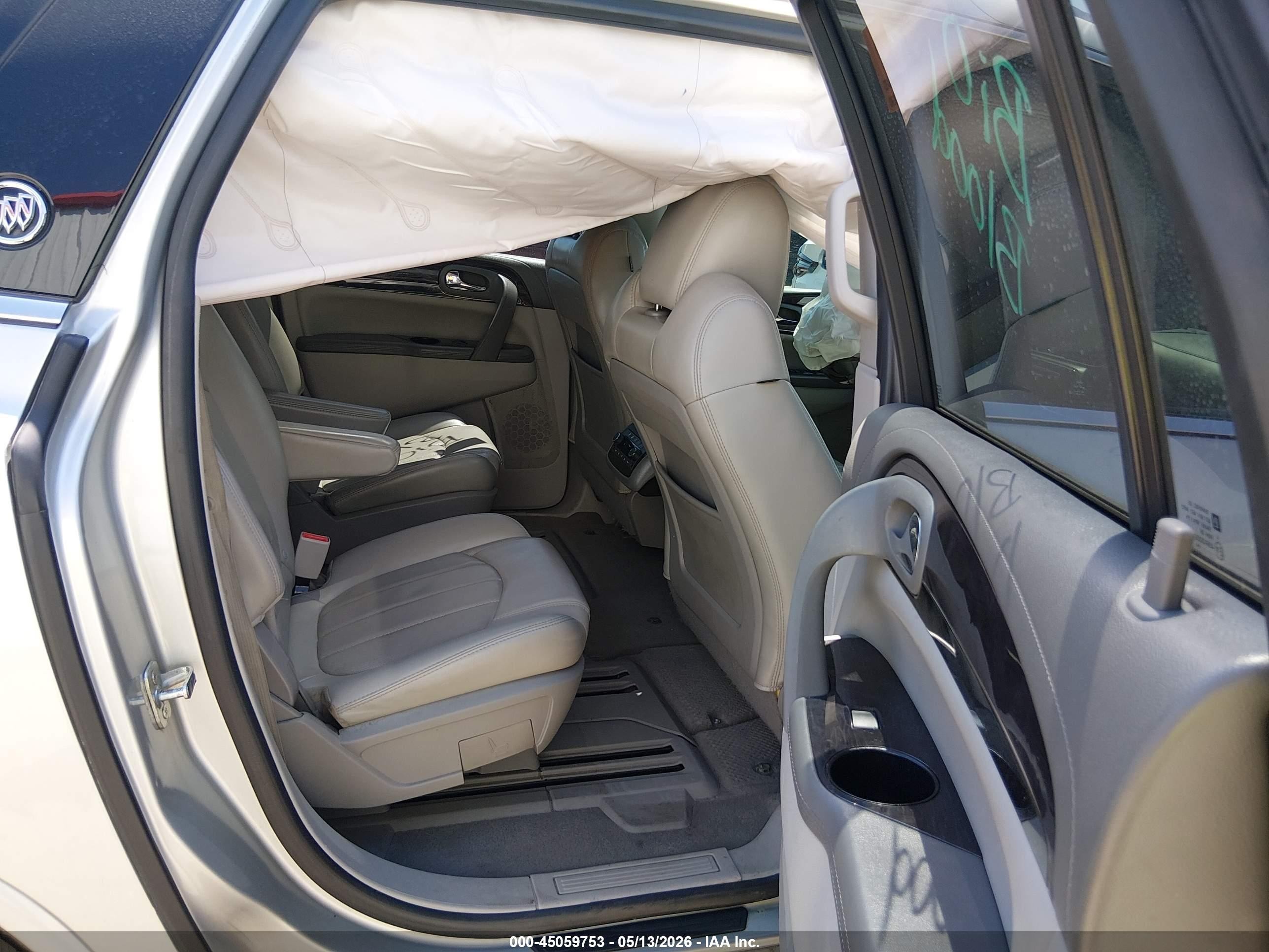2015 Buick Enclave Leather Серебряный vin: 5GAKRBKD9FJ343808
