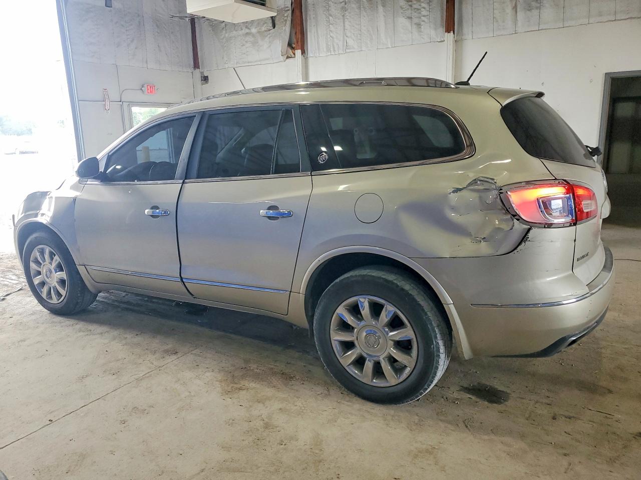 2014 Buick Enclave Silver vin: 5GAKRBKDXEJ210523