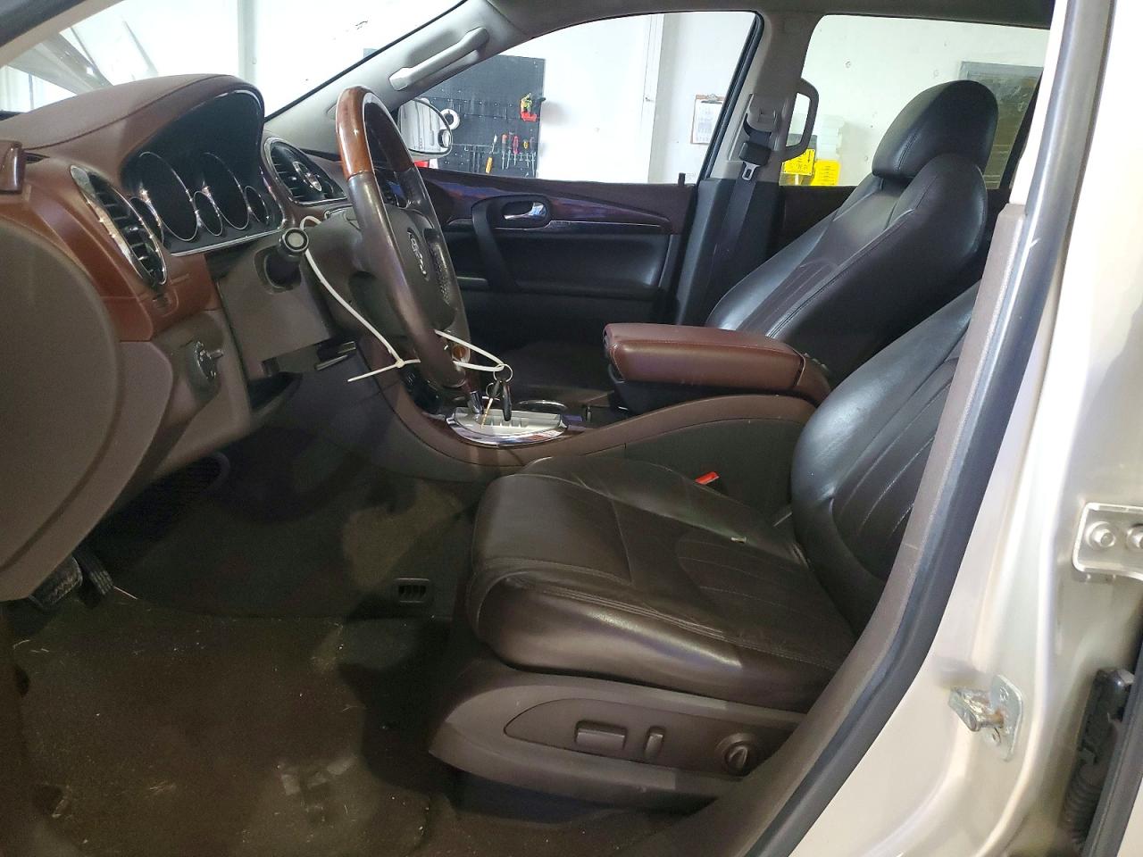 2014 Buick Enclave Silver vin: 5GAKRBKDXEJ210523