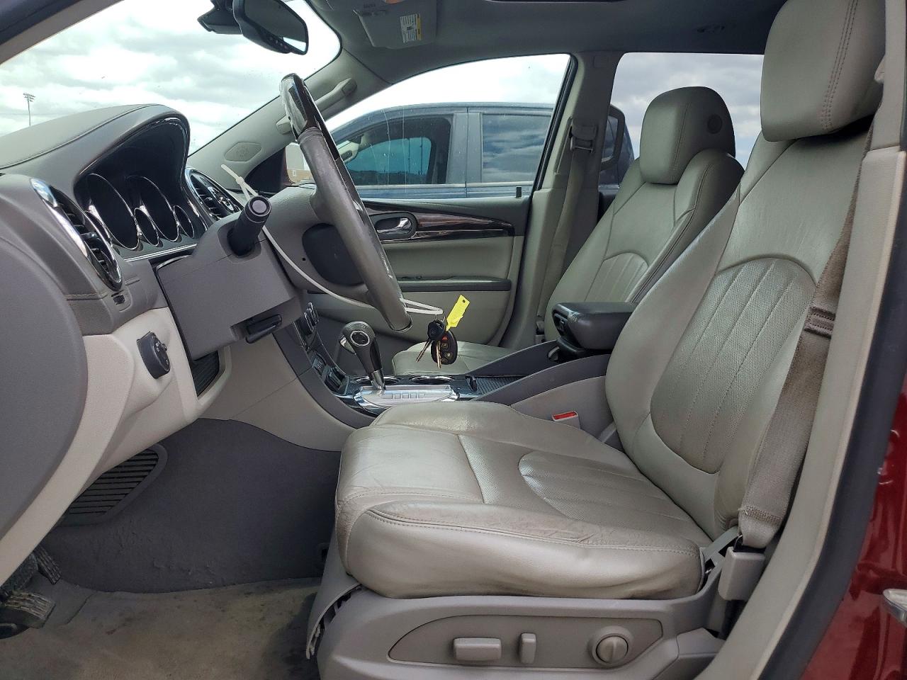 2015 Buick Enclave Red vin: 5GAKRBKDXFJ345275
