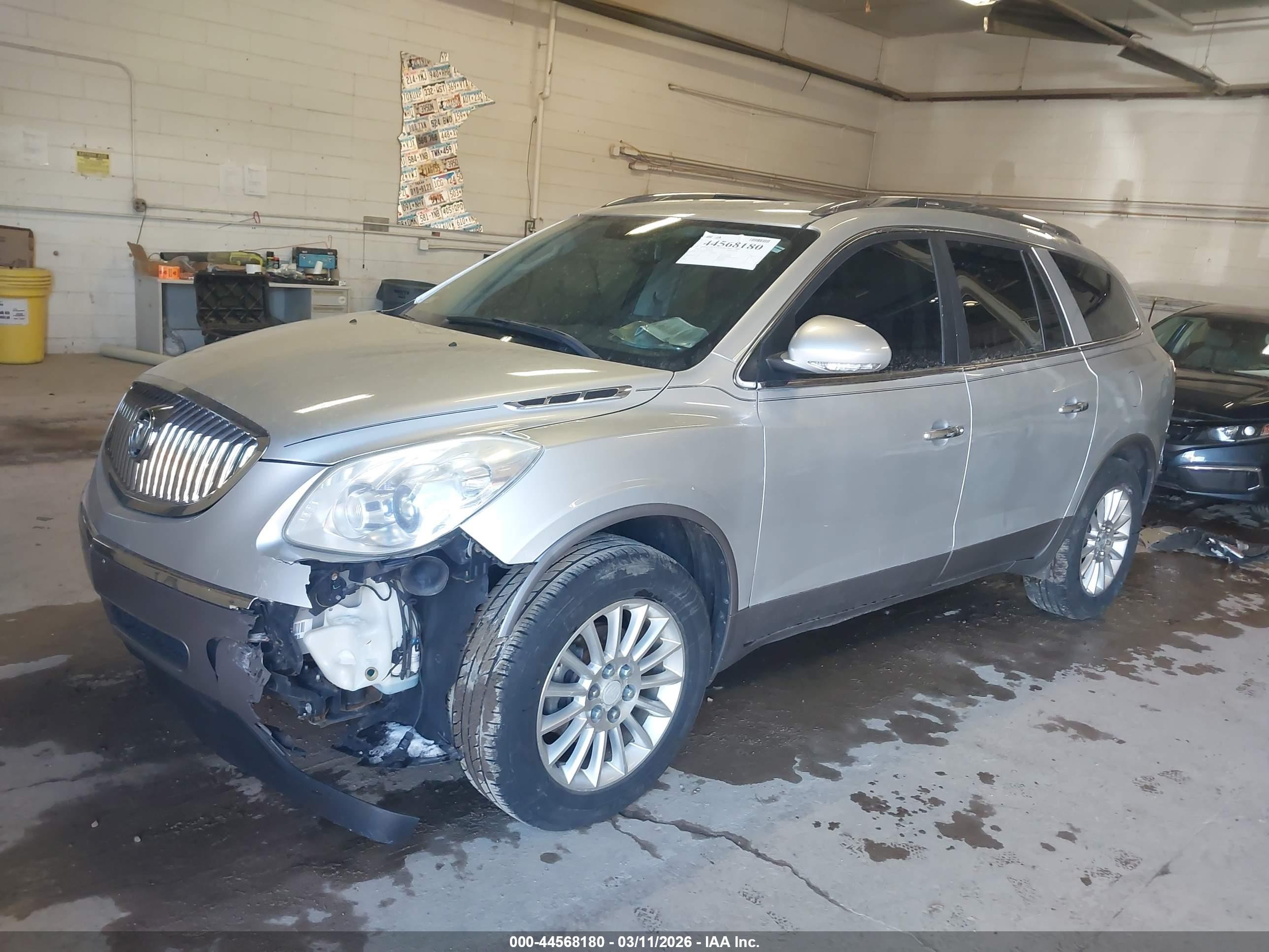 2012 Buick Enclave Leather Silver vin: 5GAKRCED0CJ102281