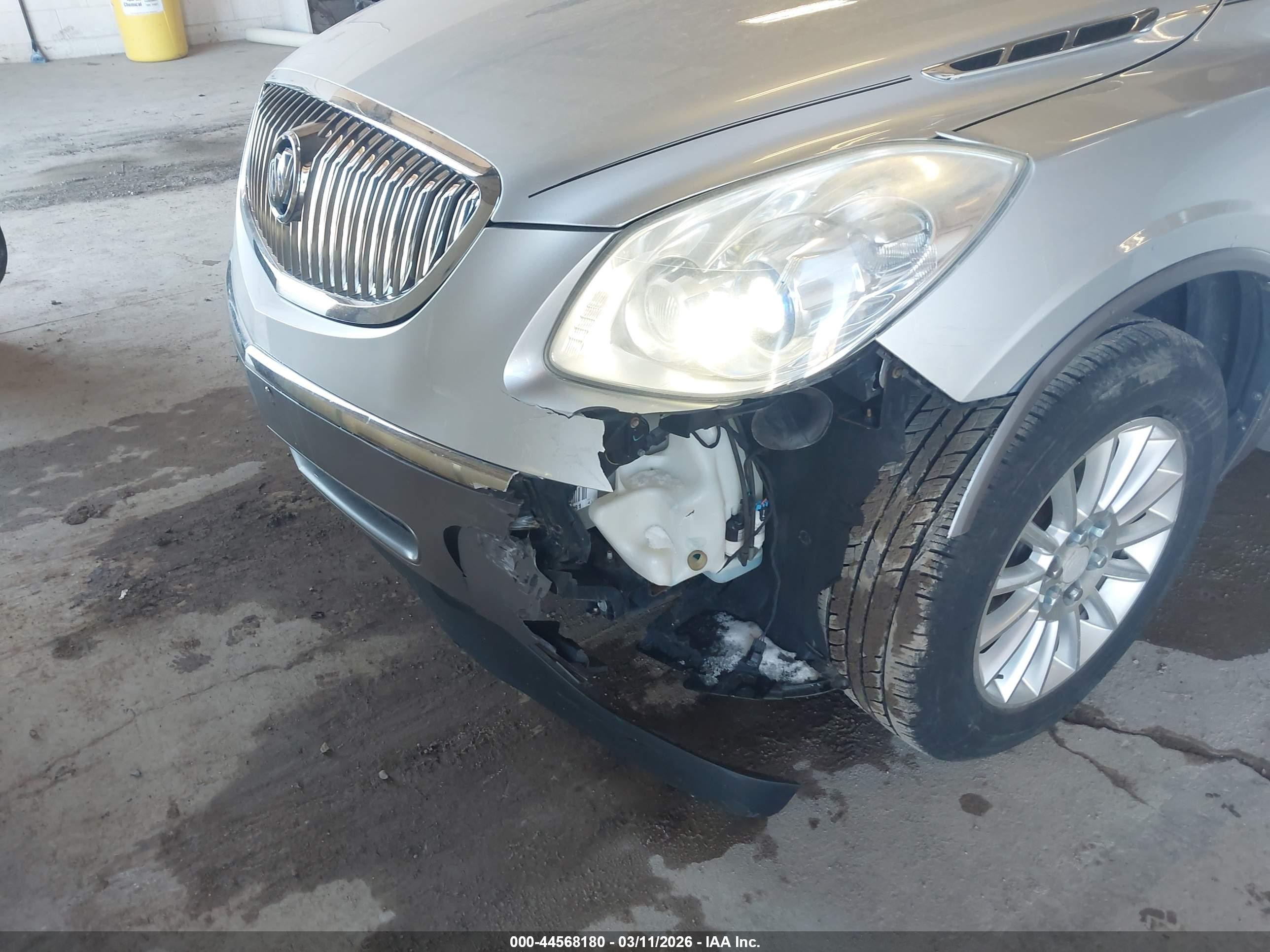 2012 Buick Enclave Leather Silver vin: 5GAKRCED0CJ102281