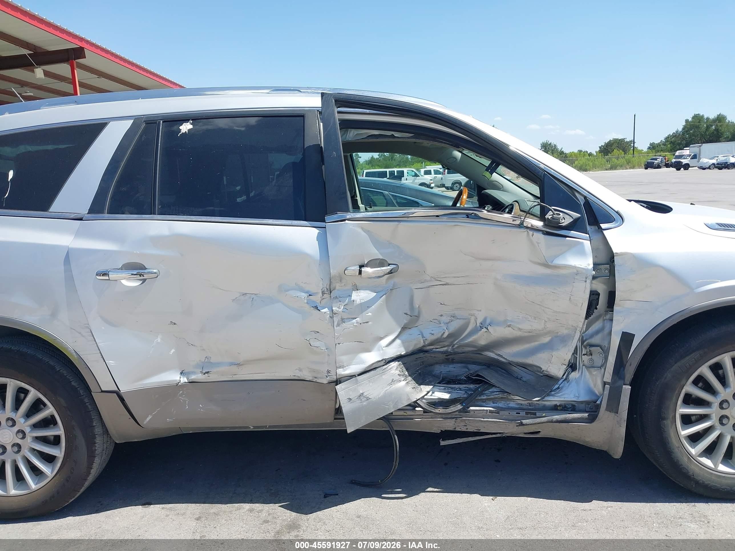 2012 Buick Enclave Leather Silver vin: 5GAKRCED0CJ215826