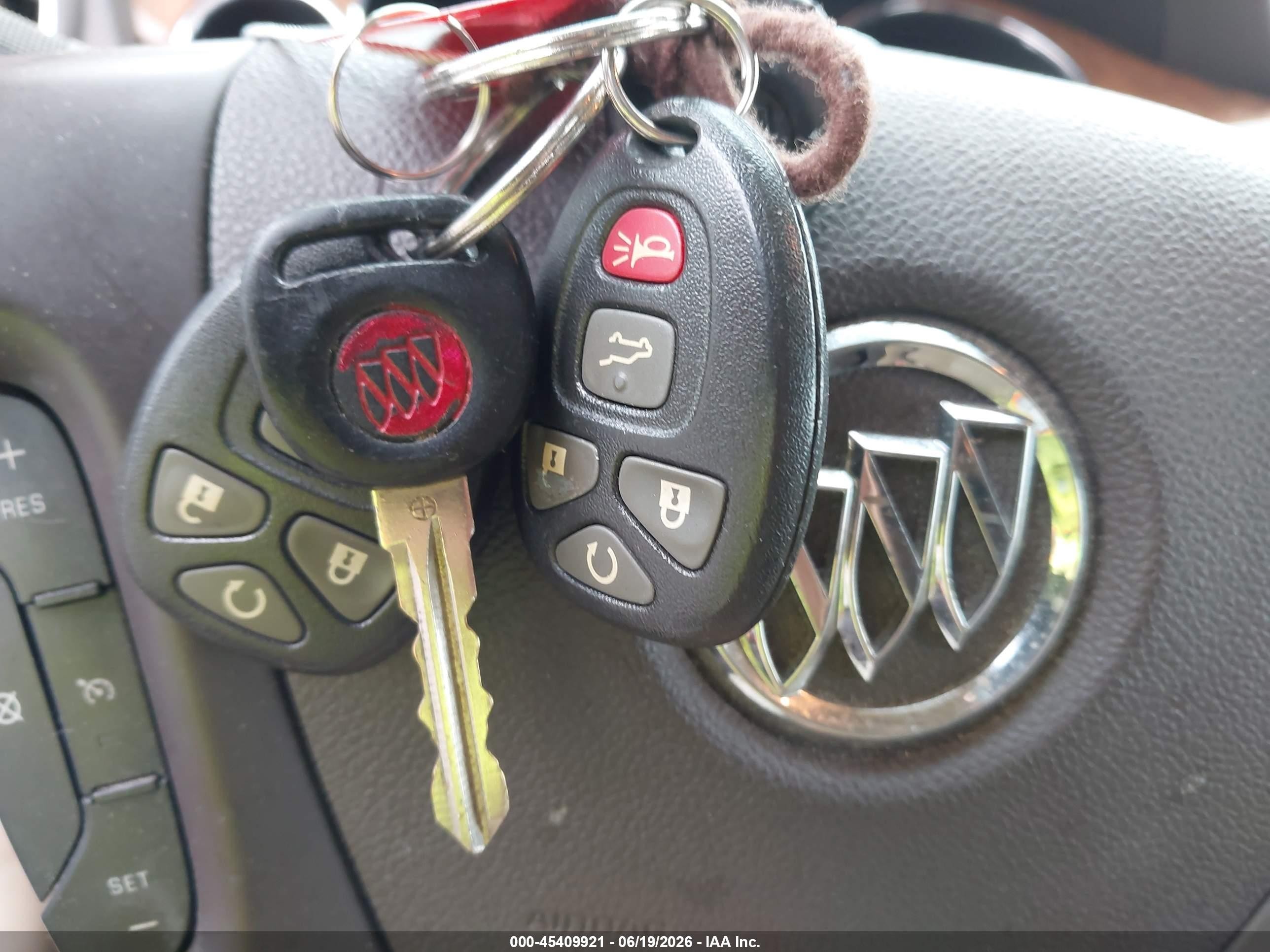 2012 Buick Enclave Leather Gold vin: 5GAKRCED0CJ276206