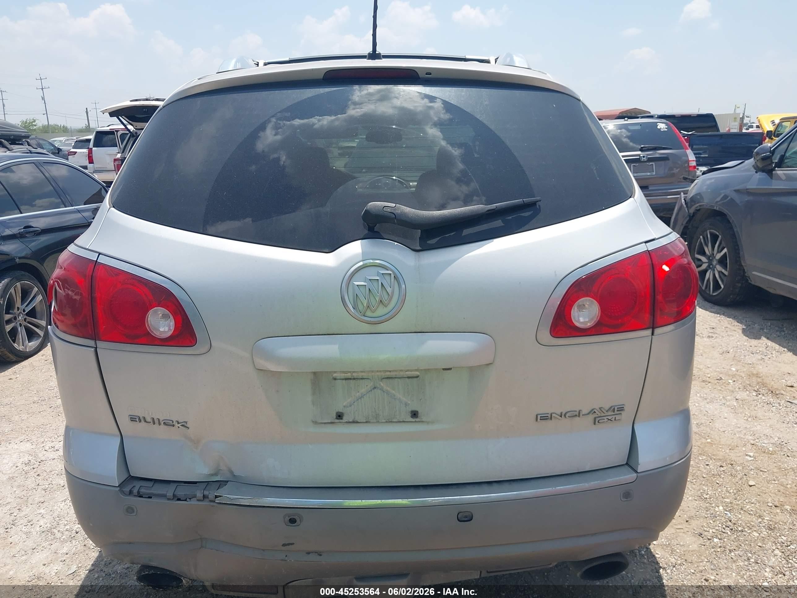 2011 Buick Enclave 2xl Серебряный vin: 5GAKRCED1BJ416410