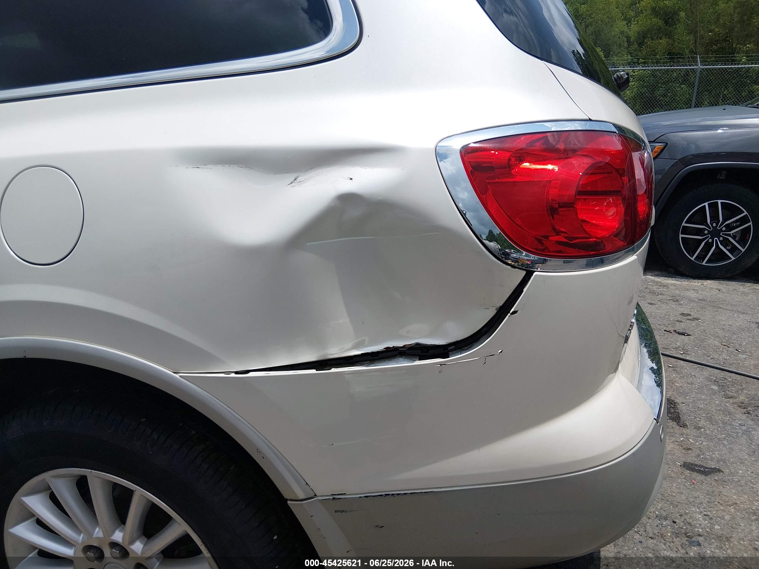 2012 Buick Enclave Leather Белый vin: 5GAKRCED1CJ119283