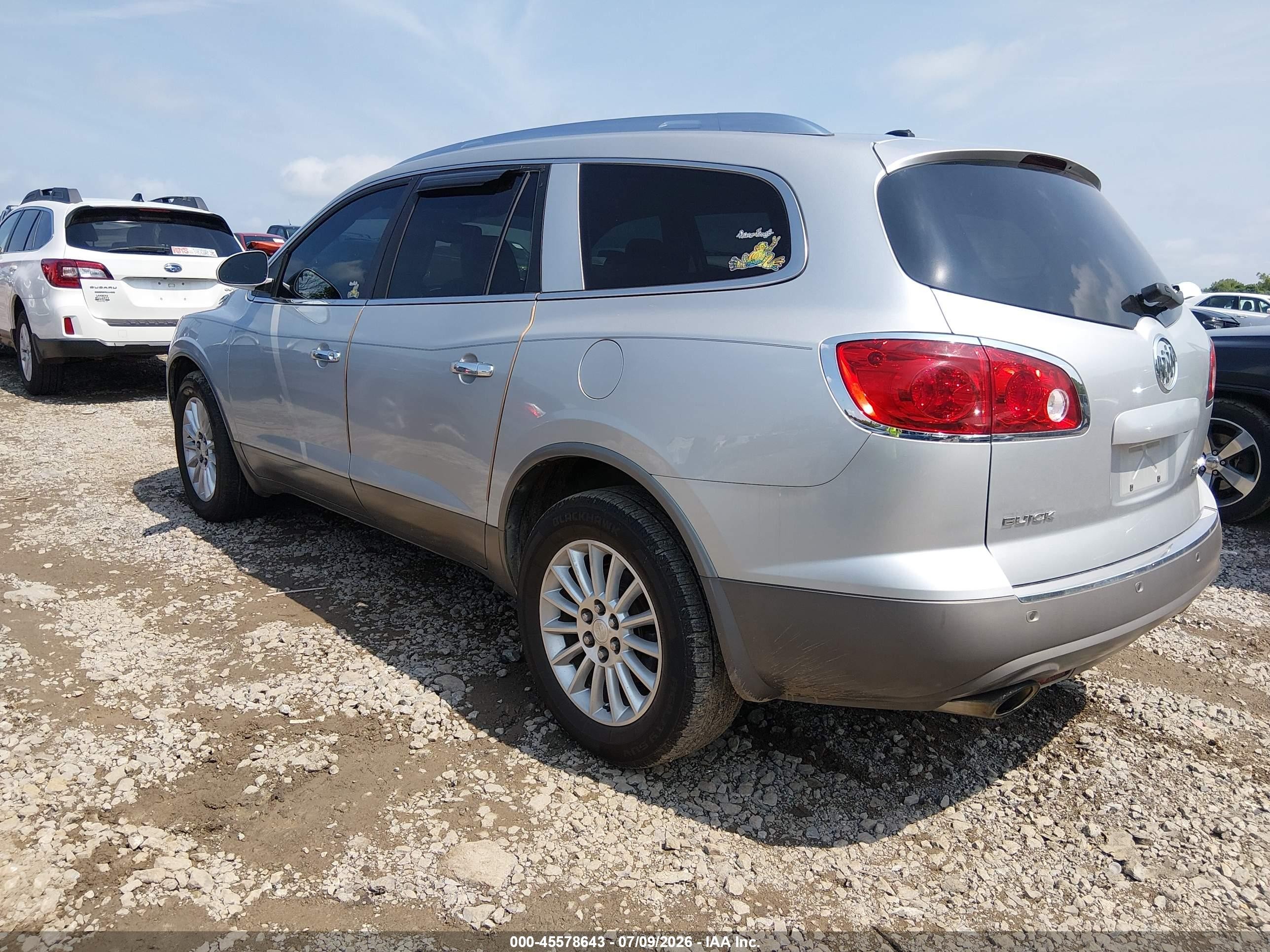 2012 Buick Enclave Leather Silver vin: 5GAKRCED1CJ307589