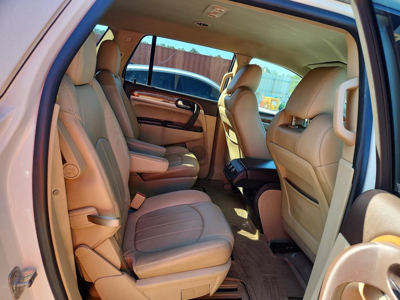 2012 Buick Enclave White vin: 5GAKRCED2CJ131457