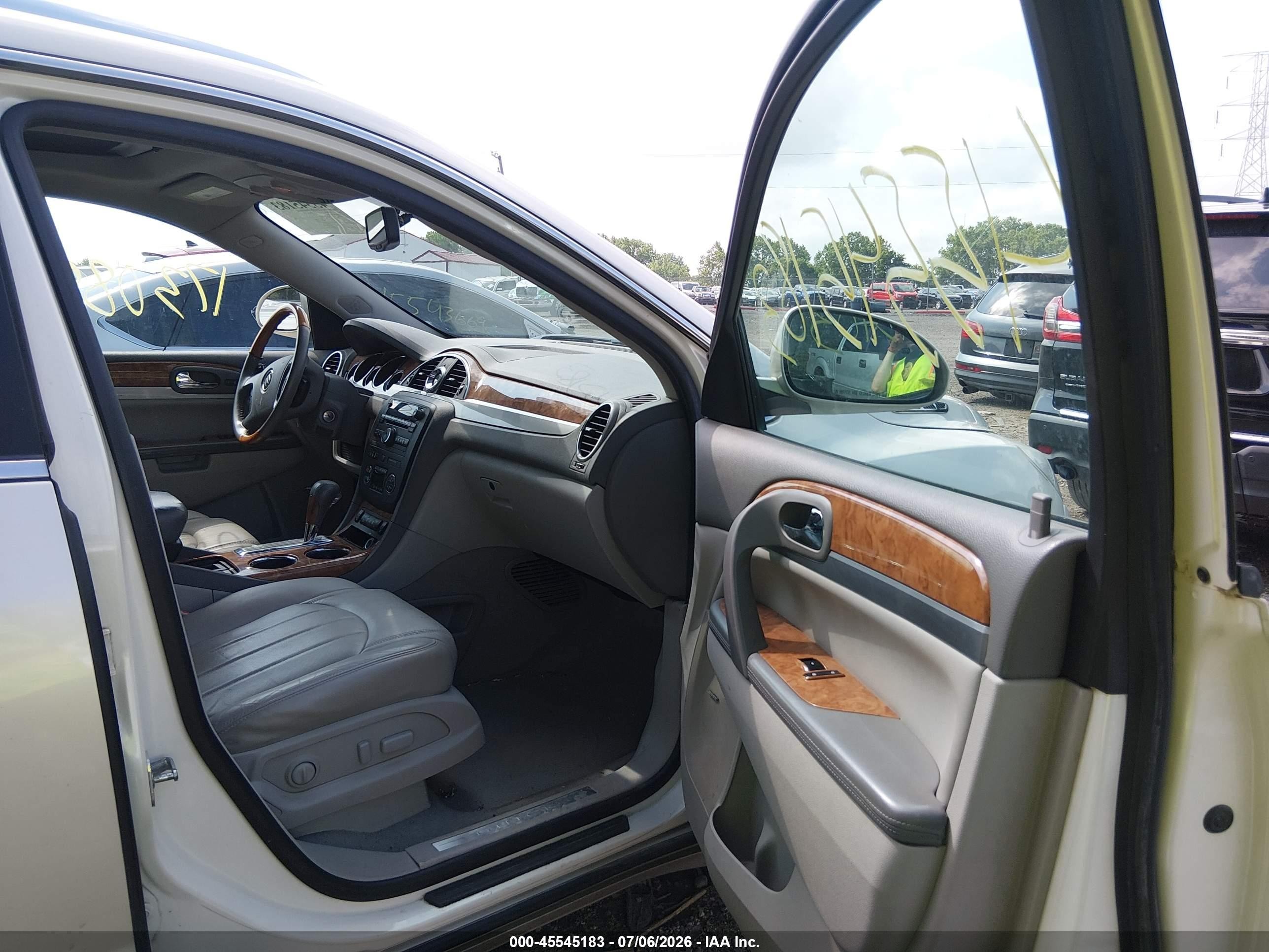 2012 Buick Enclave Leather White vin: 5GAKRCED3CJ126560