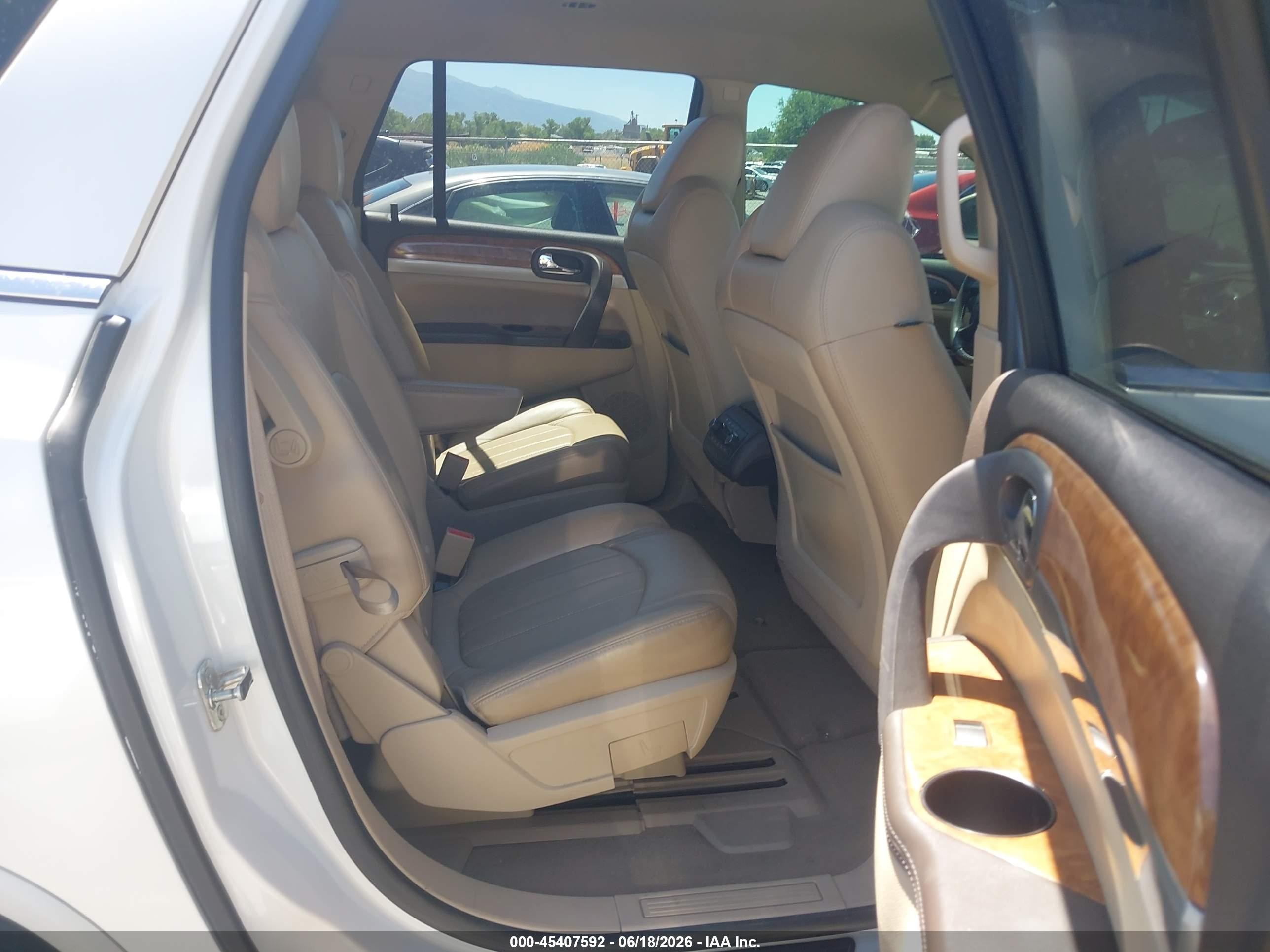 2011 Buick Enclave 2xl Cream vin: 5GAKRCED4BJ248729