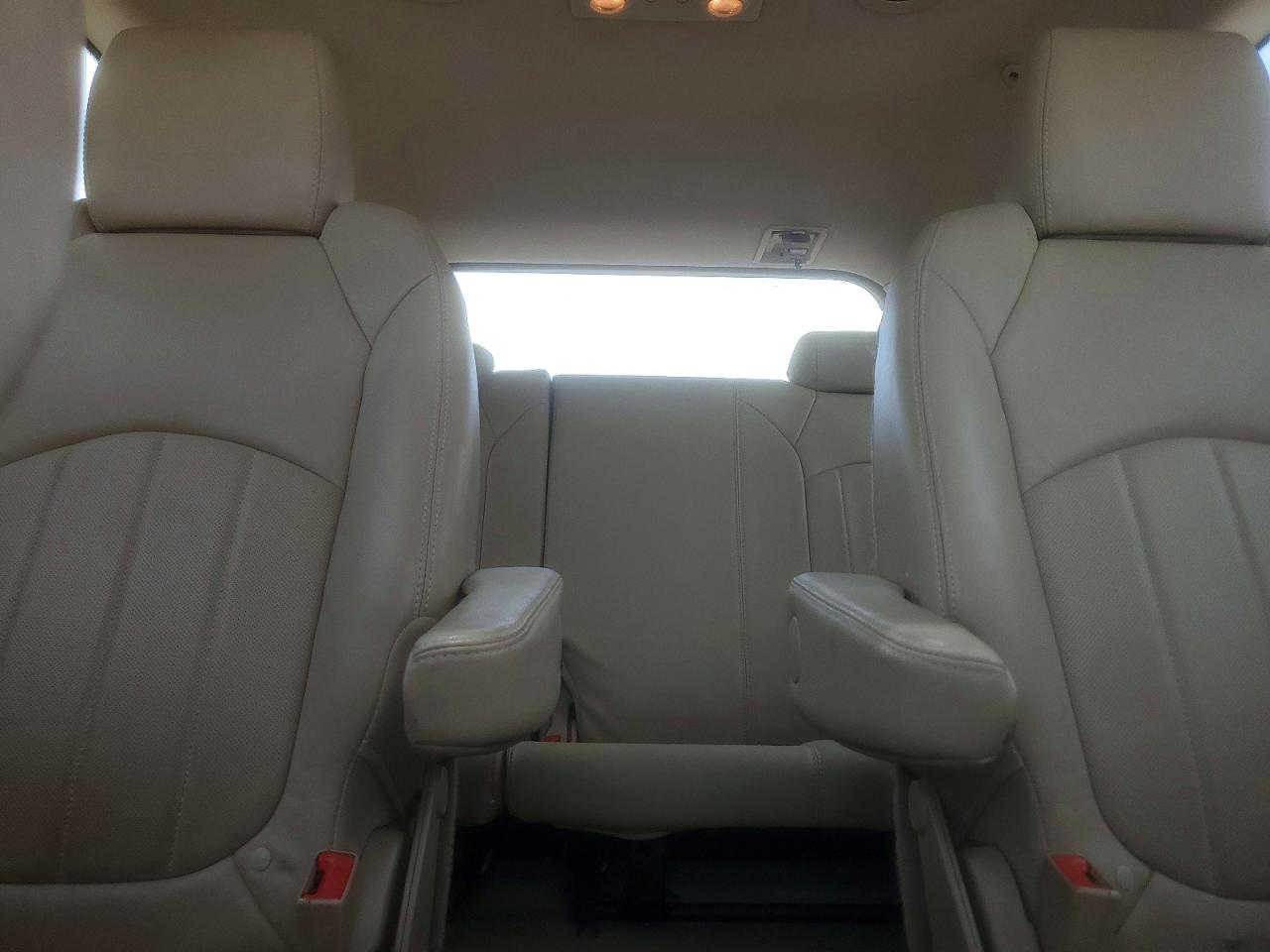 2012 Buick Enclave Белый vin: 5GAKRCED6CJ133731