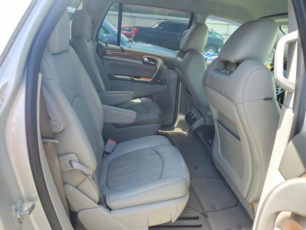 2012 Buick Enclave Серебряный vin: 5GAKRCED6CJ307815