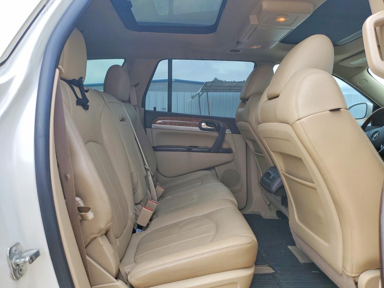 2011 Buick Enclave Cxl White vin: 5GAKRCED7BJ355872