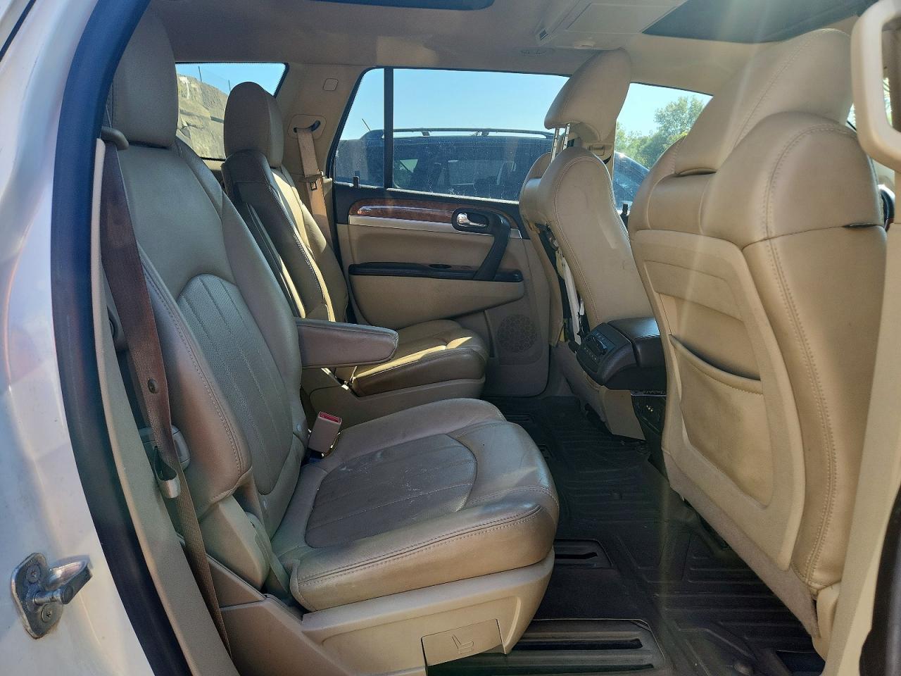 2011 Buick Enclave Cxl Белый vin: 5GAKRCED7BJ371599