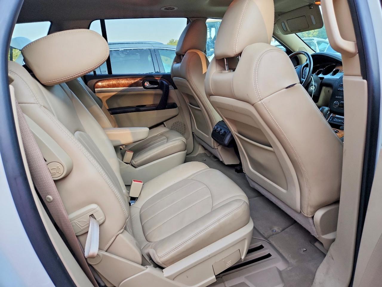 2012 Buick Enclave White vin: 5GAKRCED7CJ102388