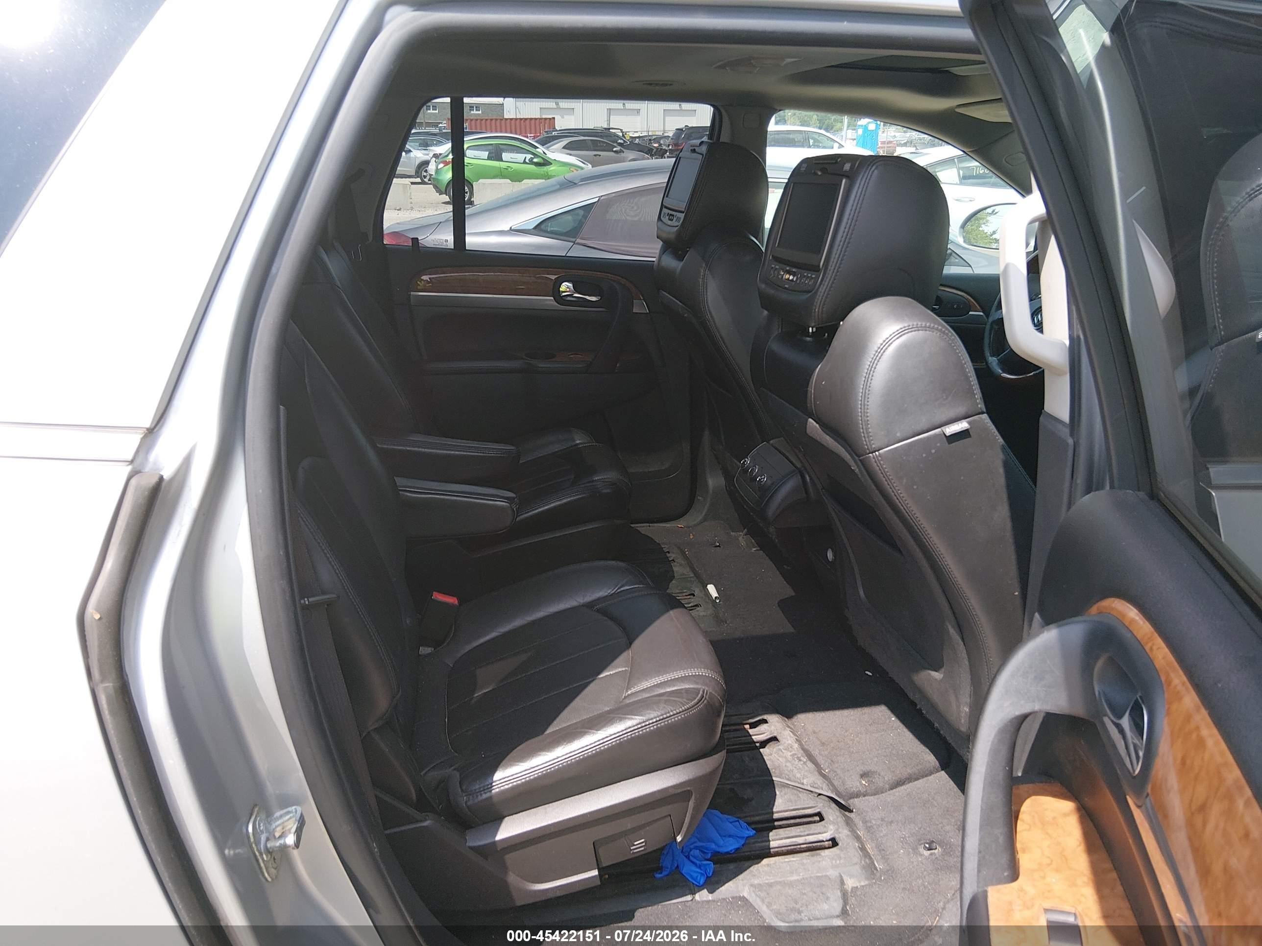 2012 Buick Enclave Leather Silver vin: 5GAKRCED7CJ118039