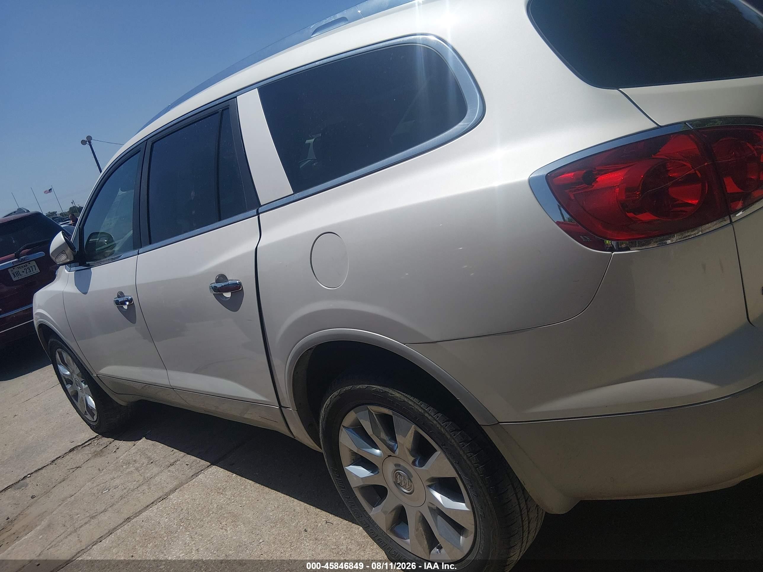 2011 Buick Enclave 2xl Cream vin: 5GAKRCED8BJ211909