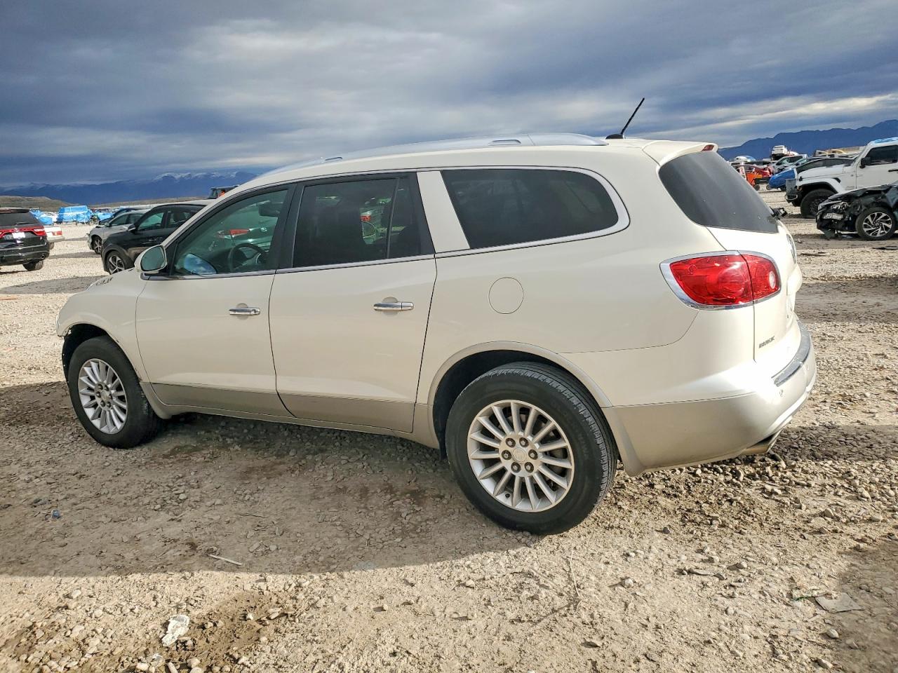 2012 Buick Enclave Белый vin: 5GAKRCED8CJ114033