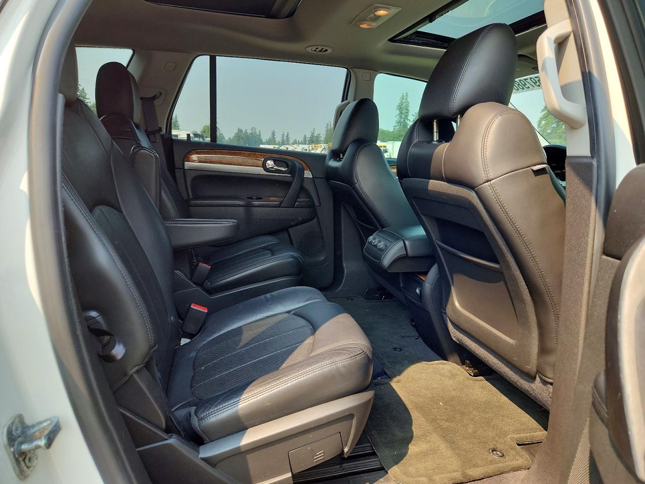 2012 Buick Enclave White vin: 5GAKRCED8CJ389272