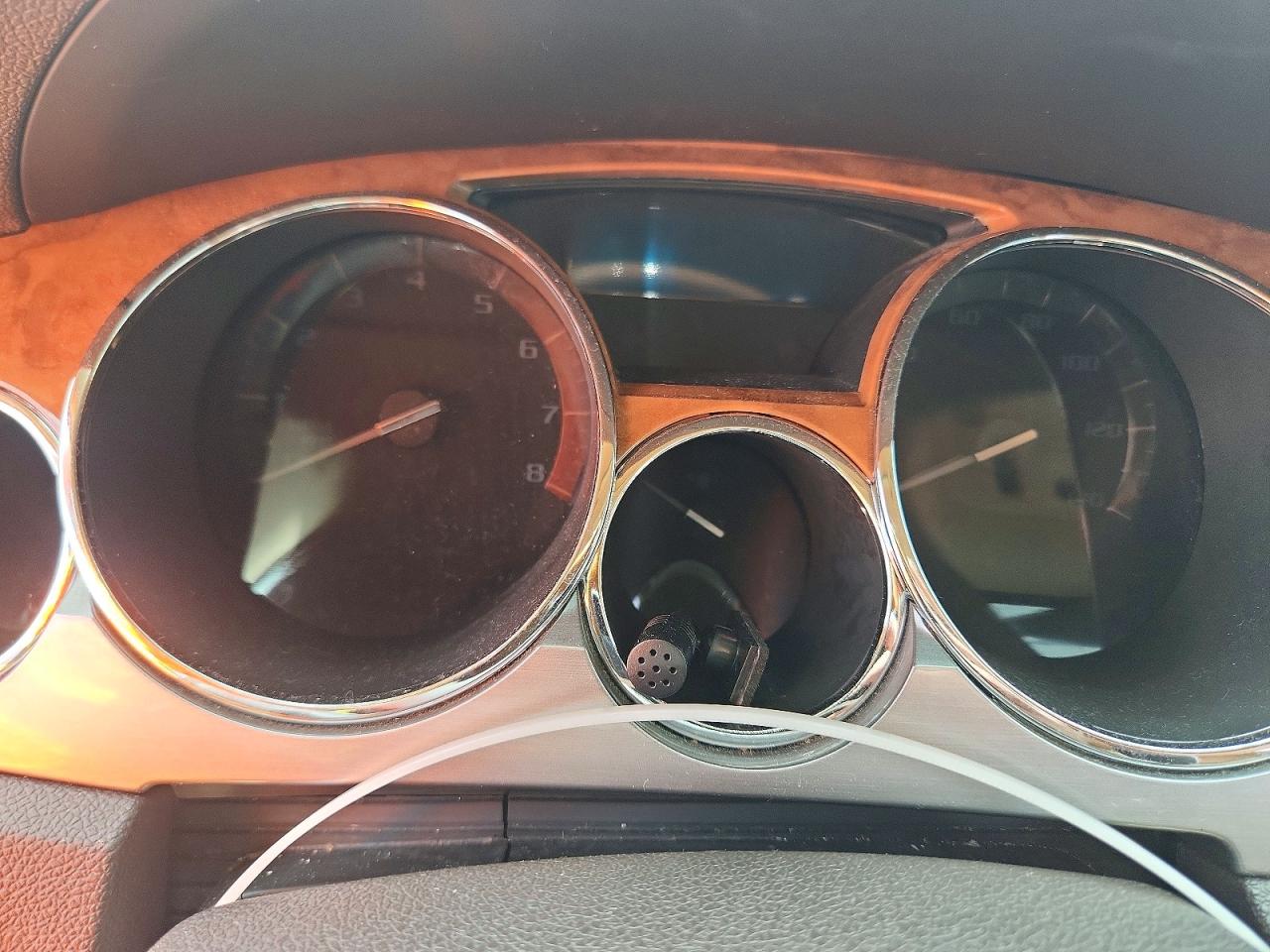 2011 Buick Enclave Cxl Белый vin: 5GAKRCED9BJ344114
