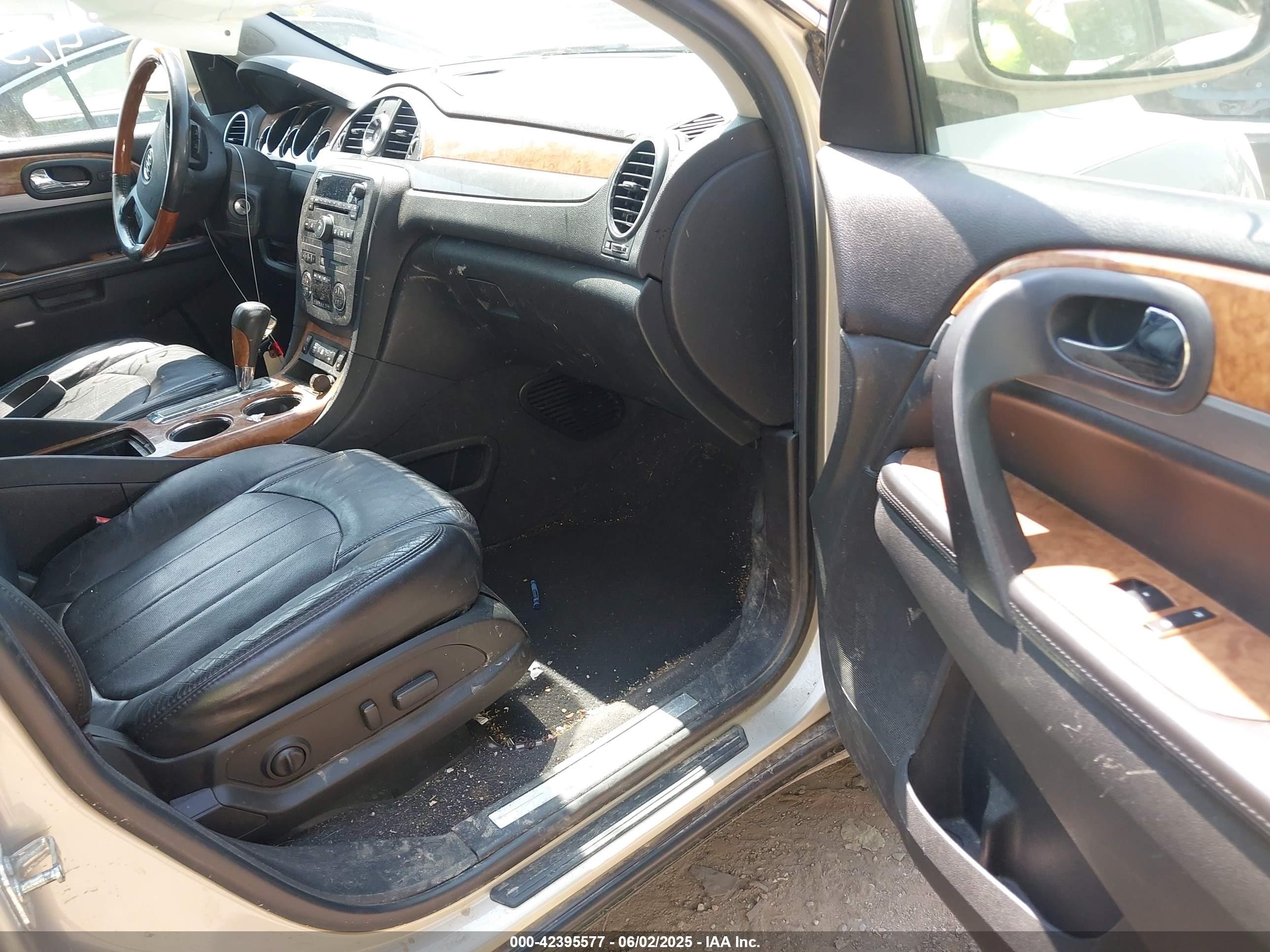2012 Buick Enclave Leather Beige vin: 5GAKRCED9CJ286023