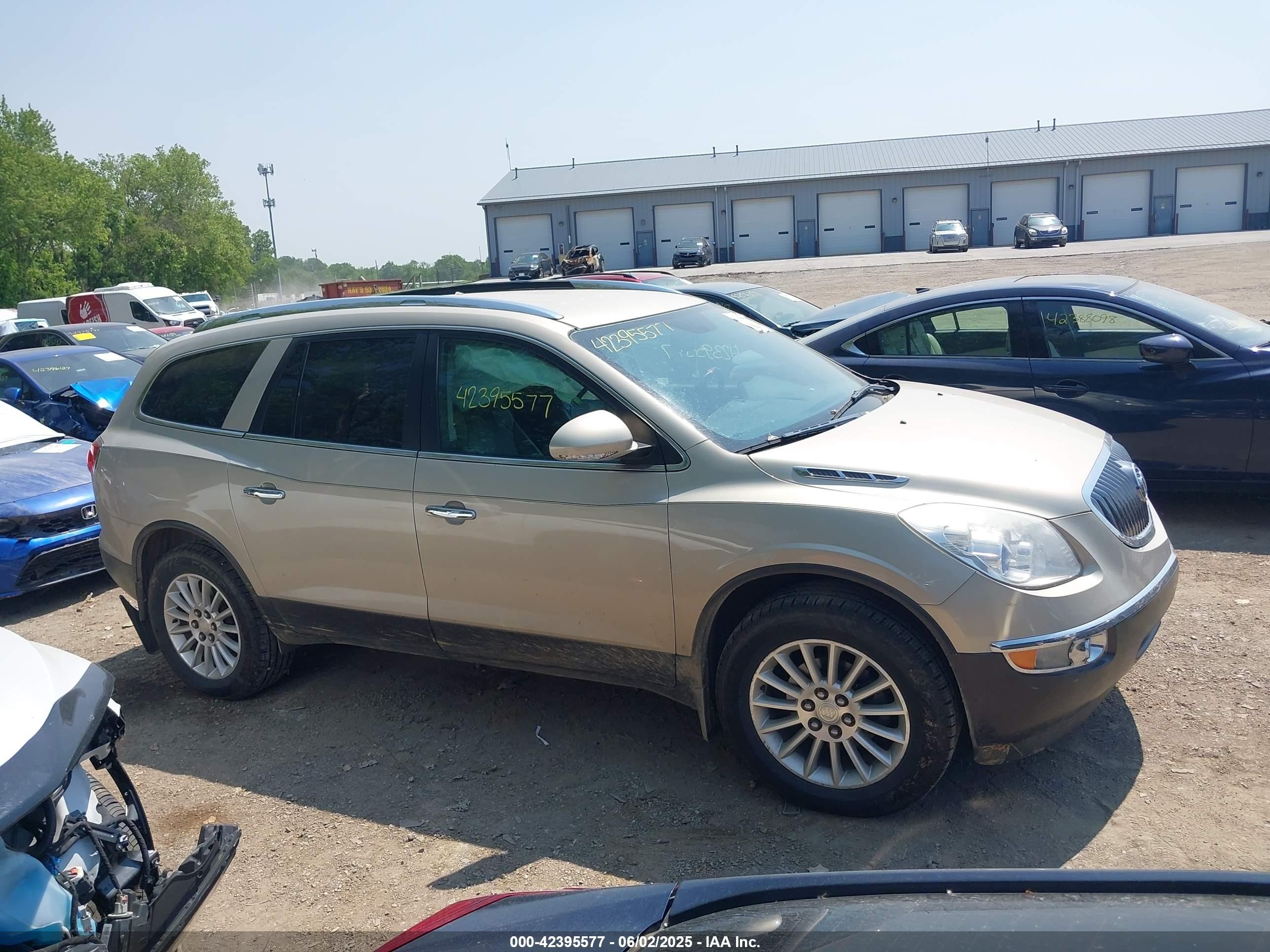 2012 Buick Enclave Leather Beige vin: 5GAKRCED9CJ286023