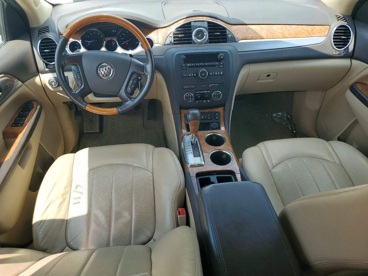 2012 Buick Enclave Cream vin: 5GAKRCED9CJ335687
