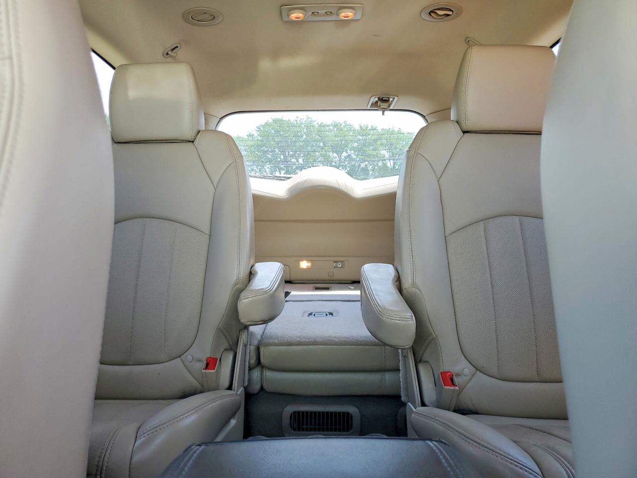 2012 Buick Enclave Cream vin: 5GAKRCED9CJ335687