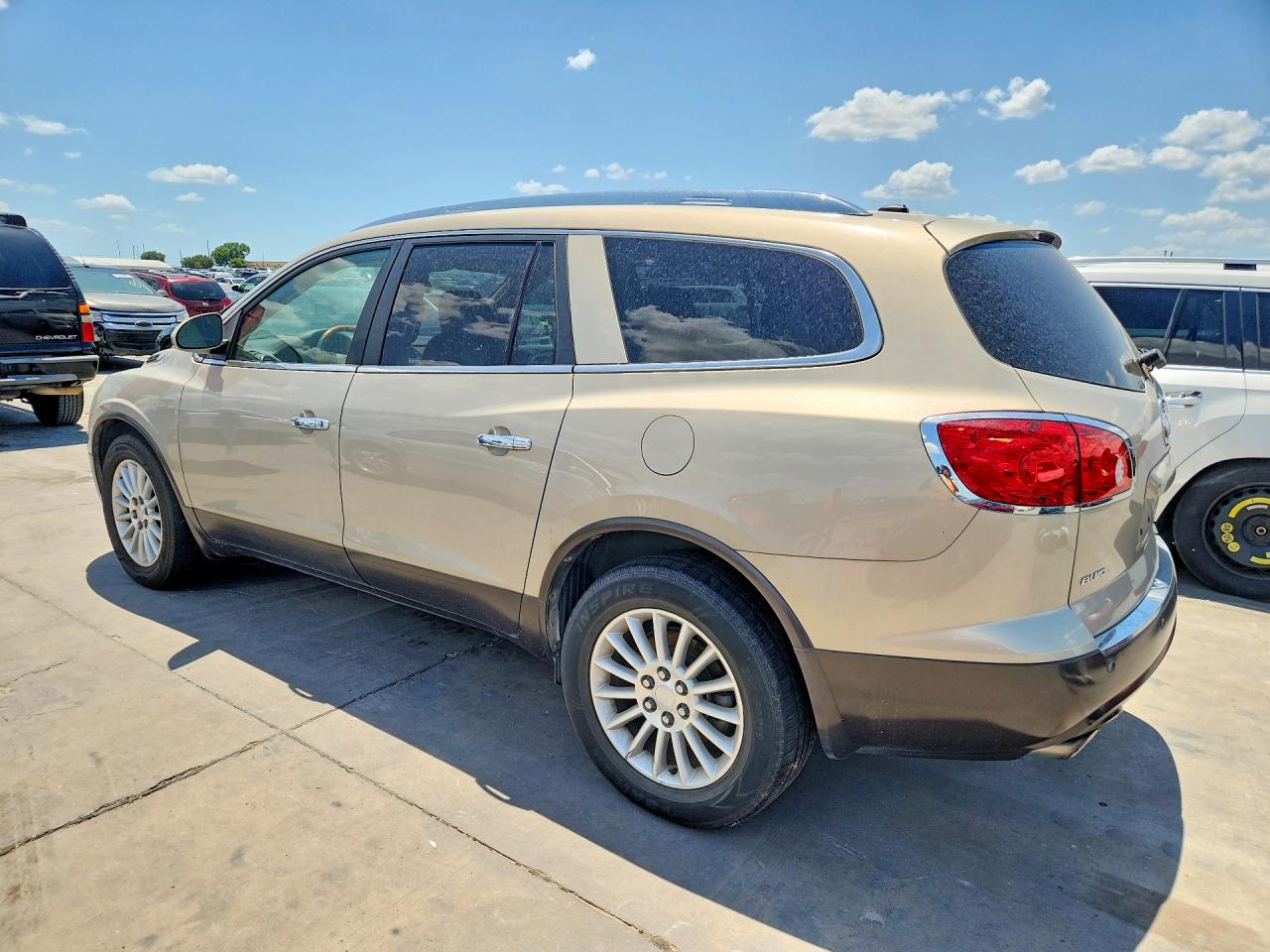 2012 Buick Enclave Бежевый vin: 5GAKRCEDXCJ139046