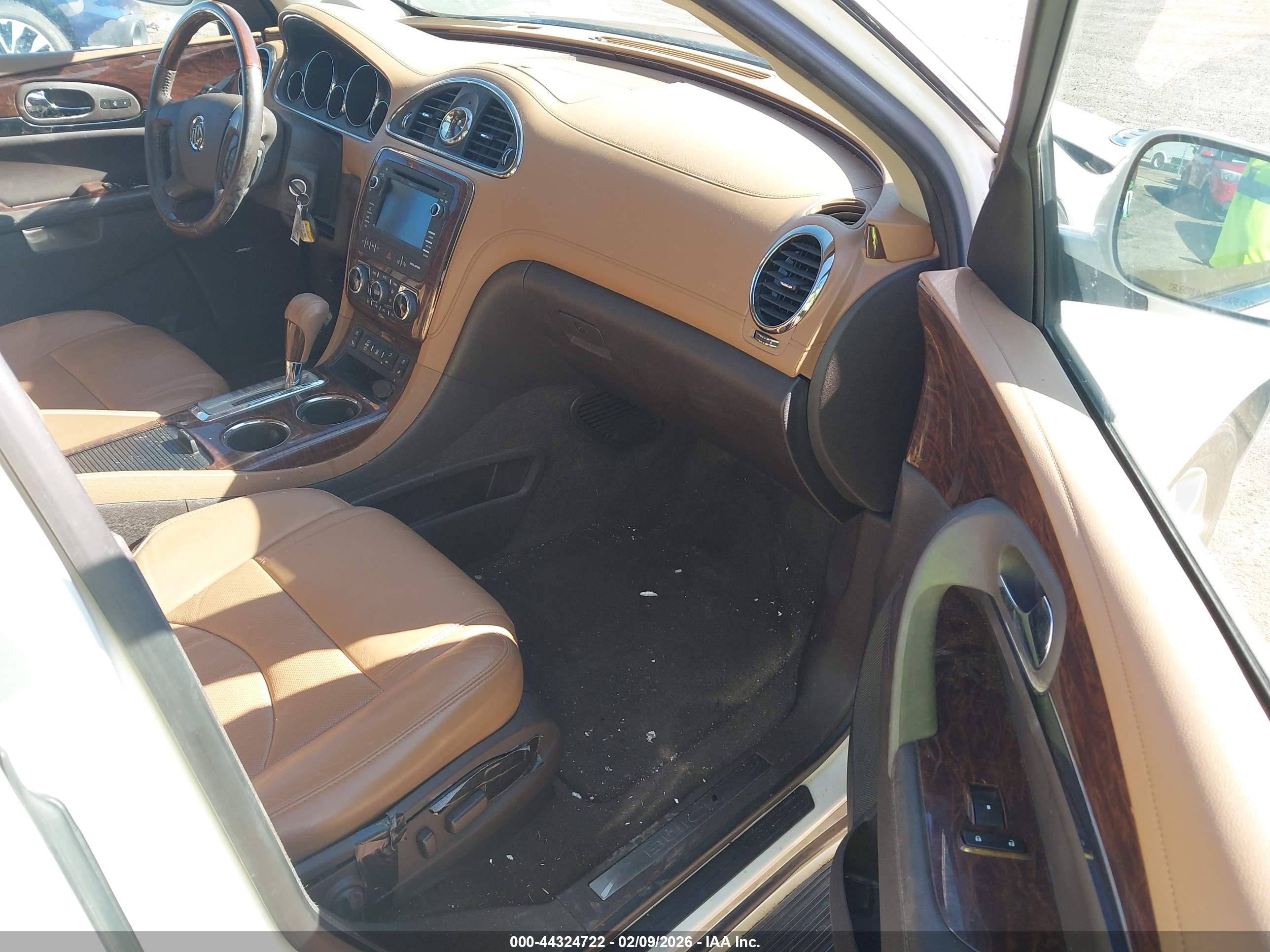 2014 Buick Enclave Premium Белый vin: 5GAKRCKD0EJ135580