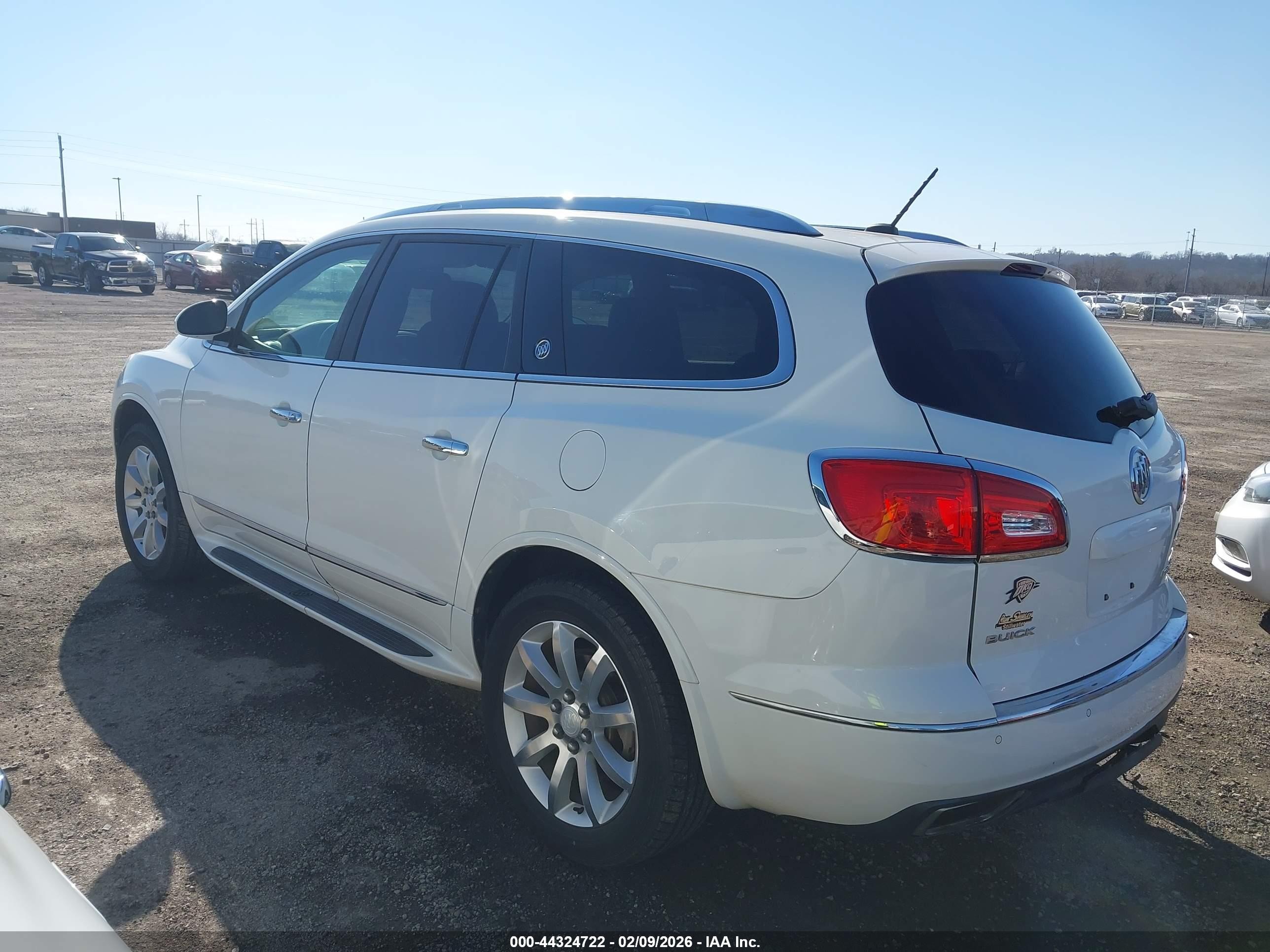 2014 Buick Enclave Premium Белый vin: 5GAKRCKD0EJ135580