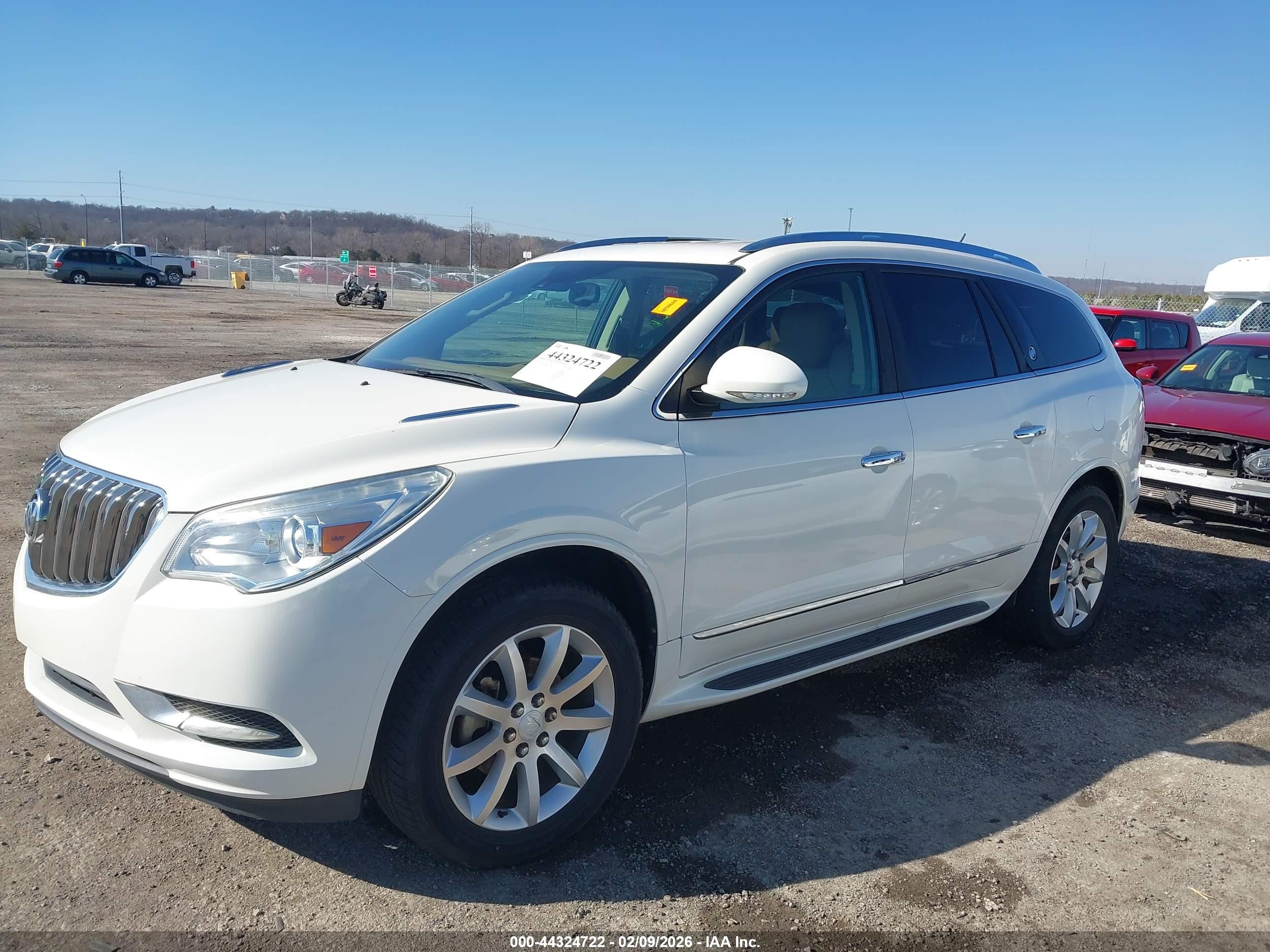 2014 Buick Enclave Premium Белый vin: 5GAKRCKD0EJ135580