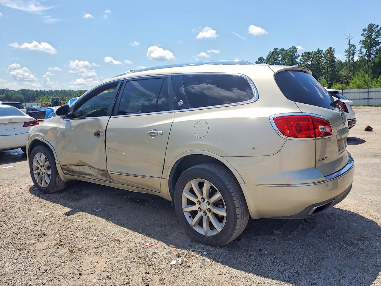 2015 Buick Enclave Gold vin: 5GAKRCKD1FJ278913