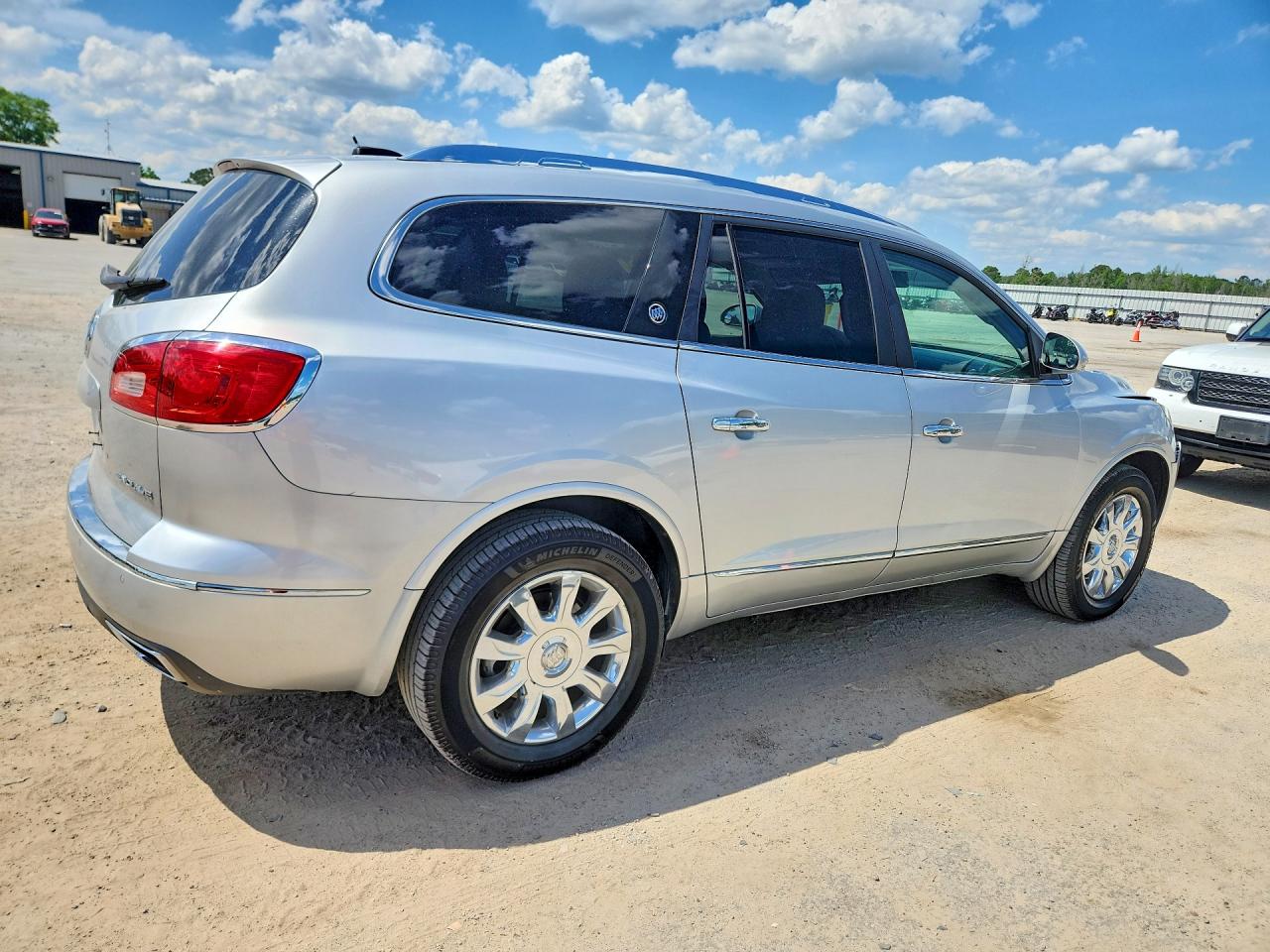 2017 Buick Enclave Silver vin: 5GAKRCKD1HJ281118