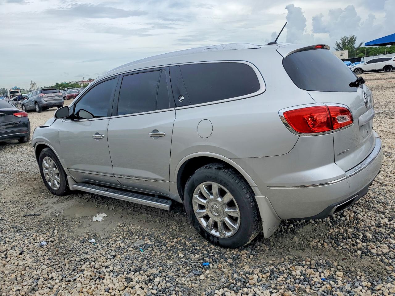 2015 Buick Enclave Silver vin: 5GAKRCKD2FJ236198