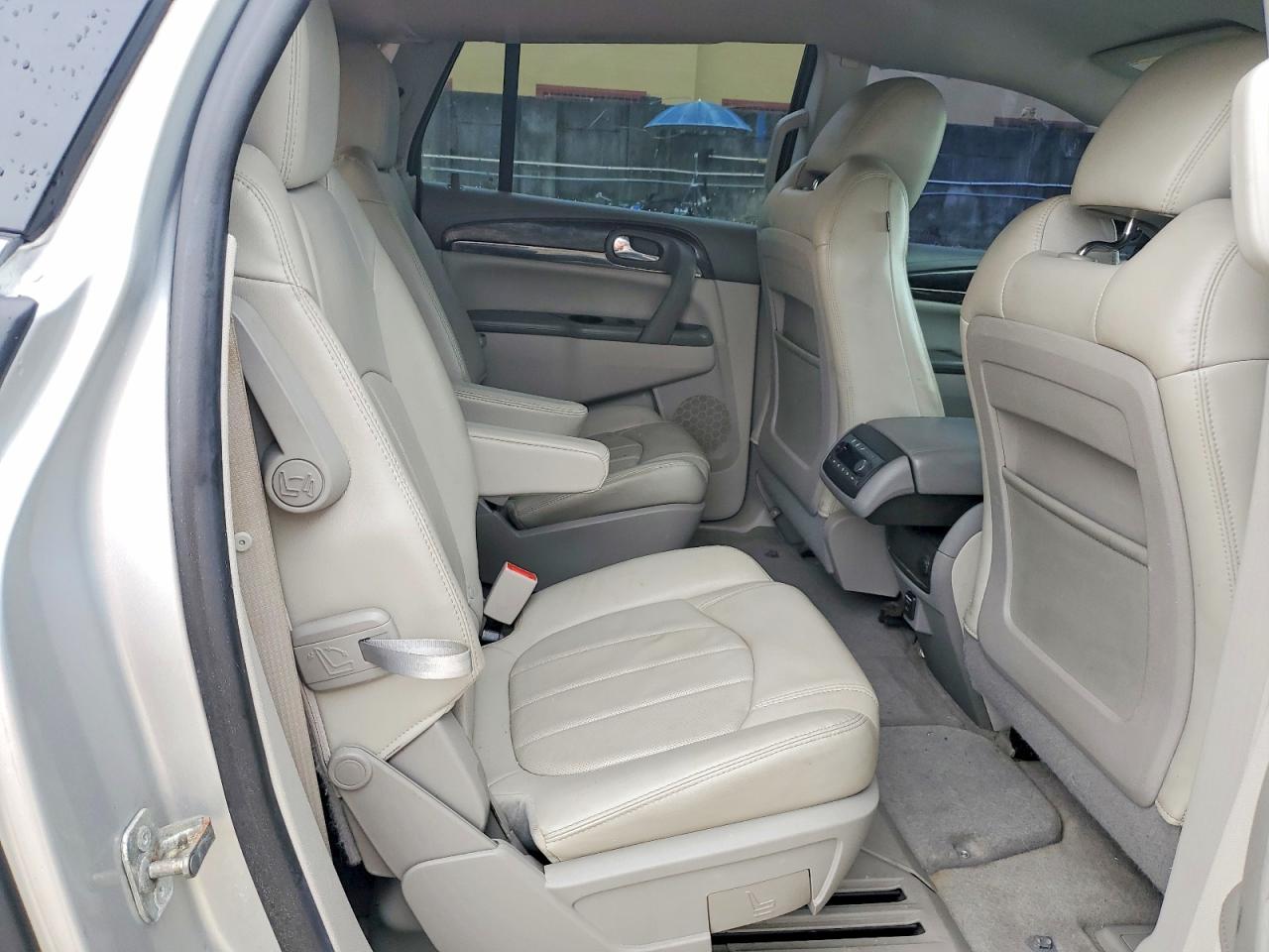 2015 Buick Enclave Silver vin: 5GAKRCKD2FJ236198