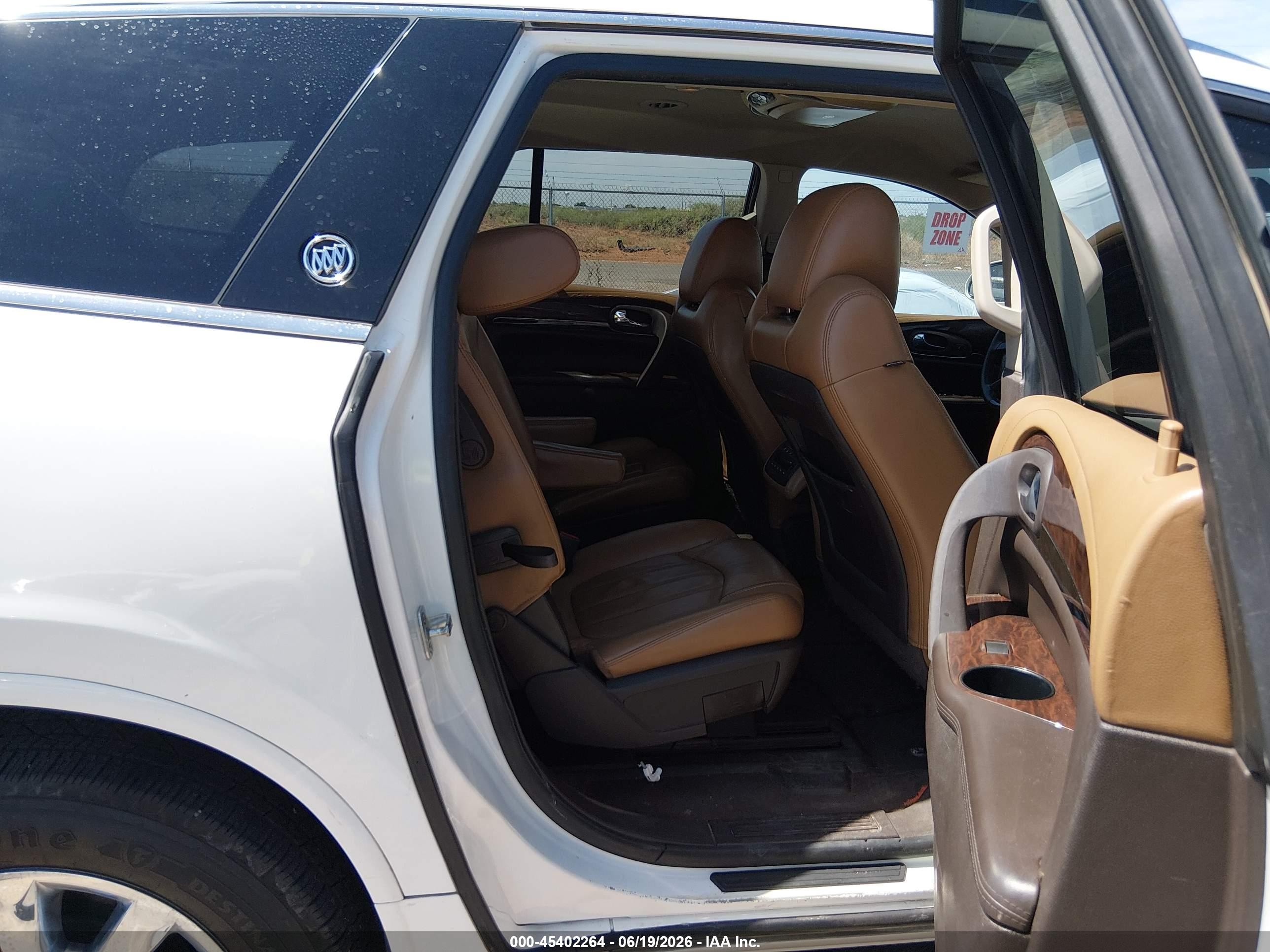 2015 Buick Enclave Premium White vin: 5GAKRCKD2FJ245919