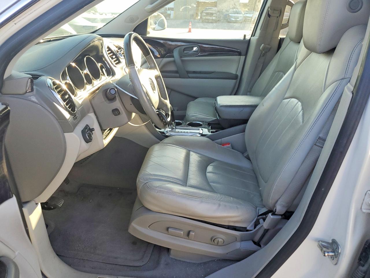 2015 Buick Enclave White vin: 5GAKRCKD2FJ283554