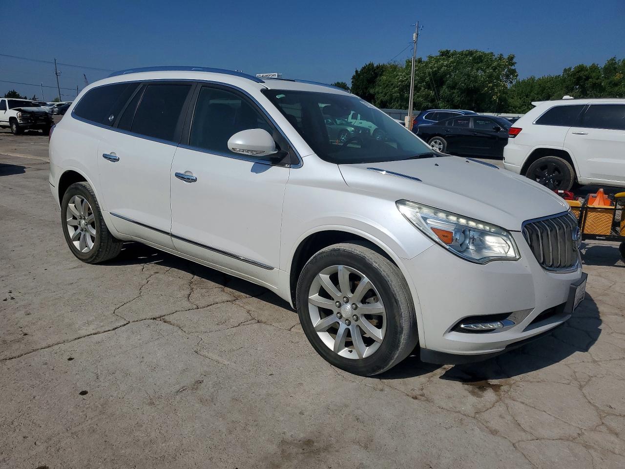 2016 Buick Enclave White vin: 5GAKRCKD2GJ335671
